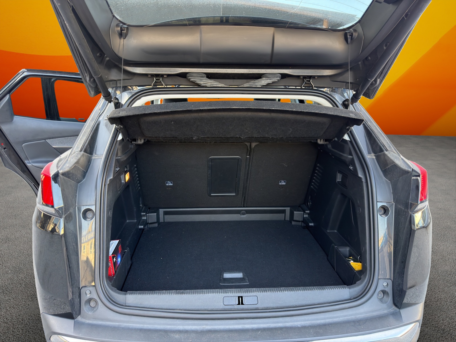 PEUGEOT 3008 1.6 THP Allure EAT-image-12