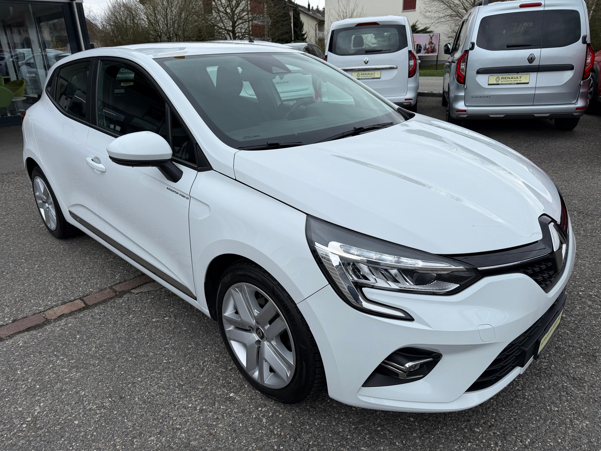 RENAULT Clio 1.0 Business-image-7