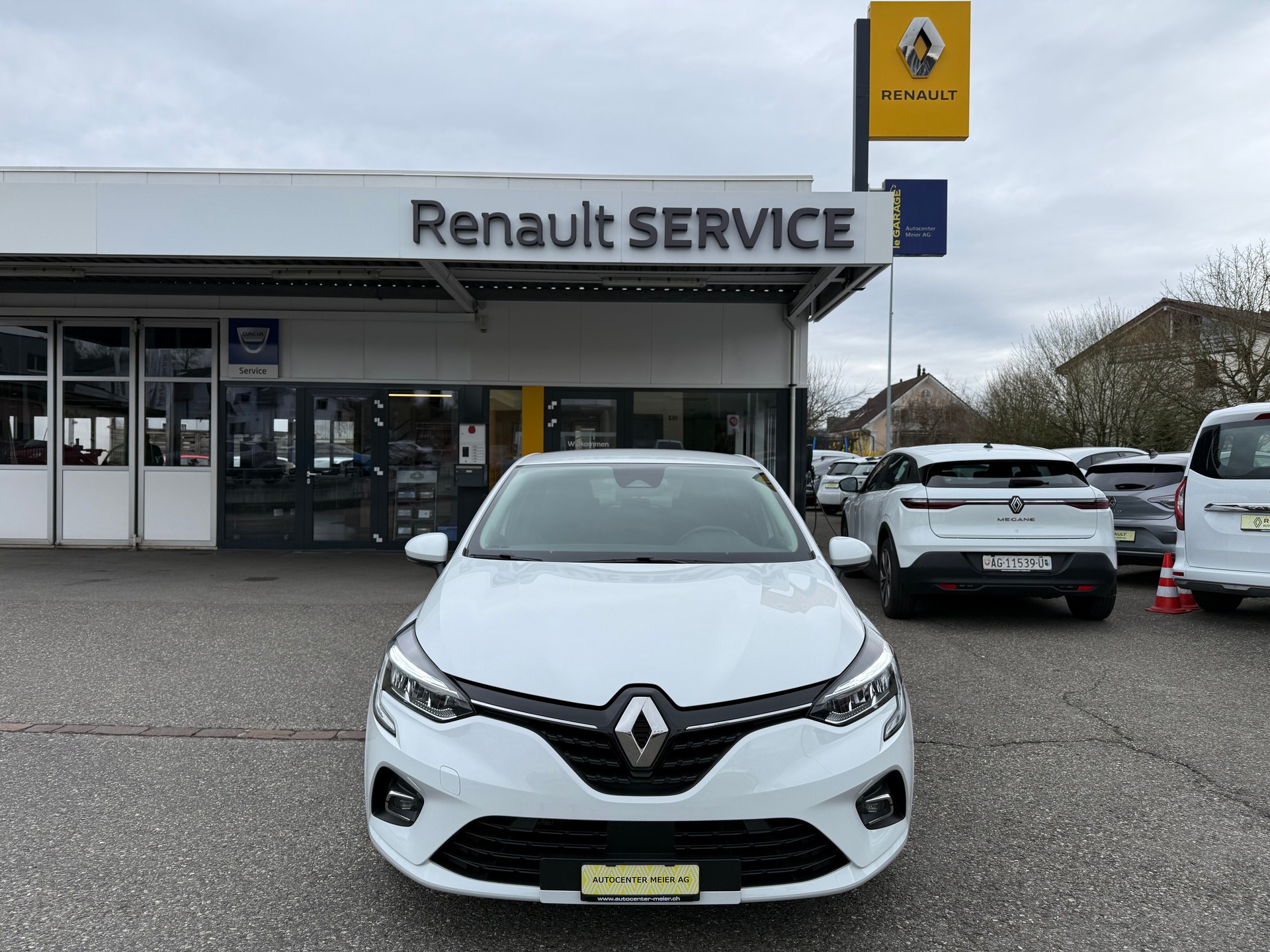 RENAULT Clio 1.0 Business-image-0