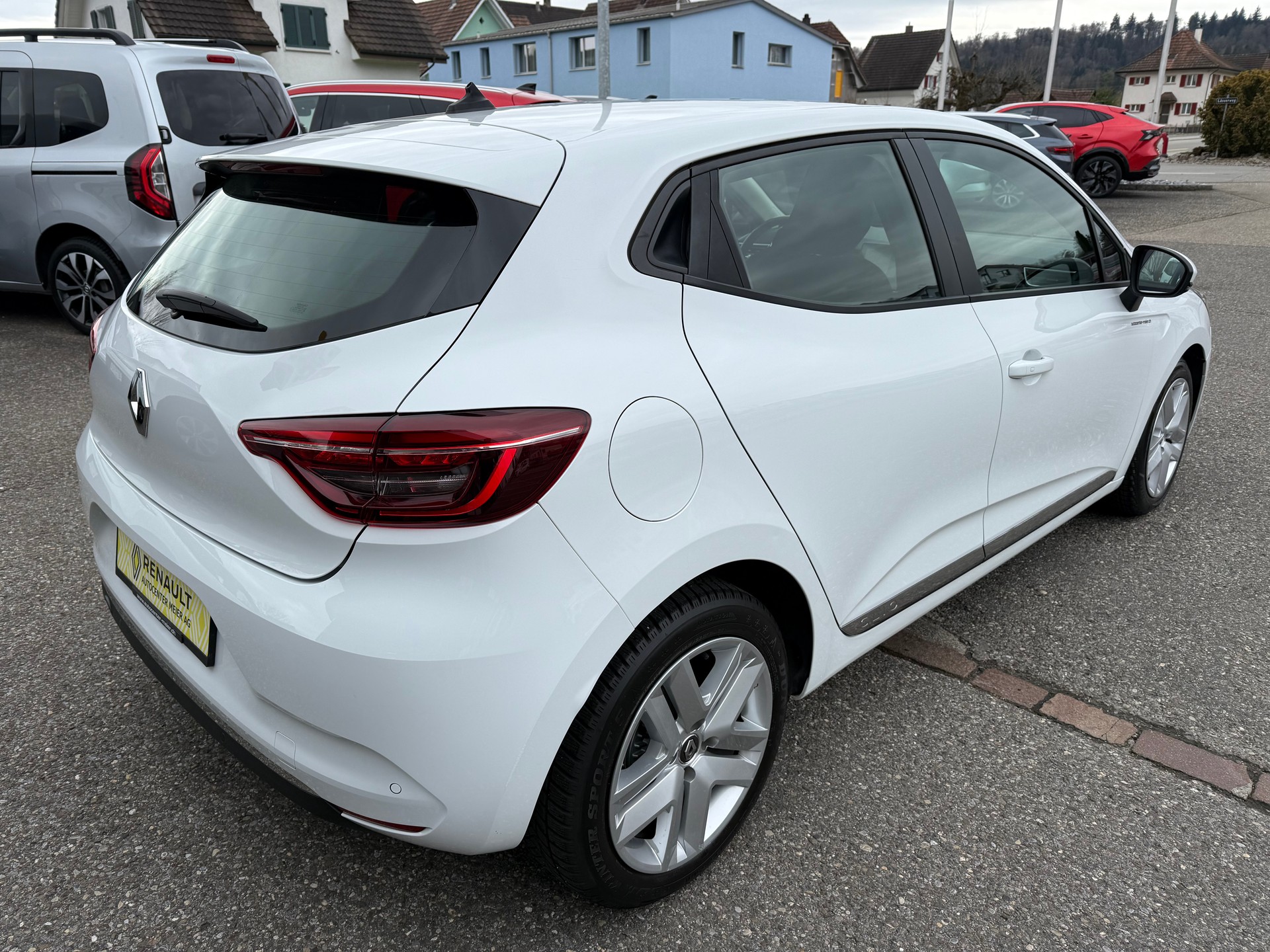 RENAULT Clio 1.0 Business-image-5