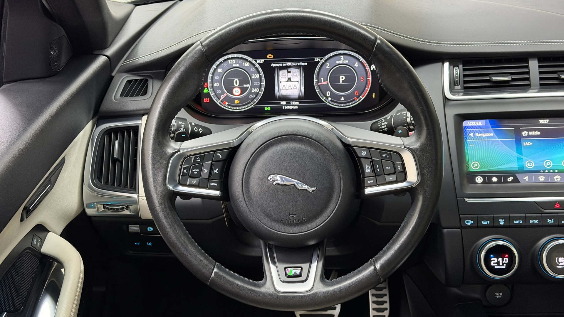 JAGUAR E-Pace 2.0d D240 R-Dynamic SE AWD Automatik-image-8