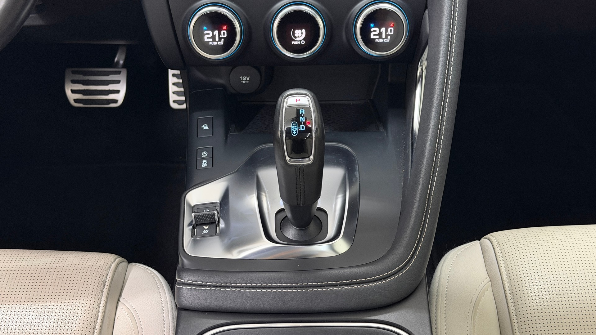 JAGUAR E-Pace 2.0d D240 R-Dynamic SE AWD Automatik-image-15