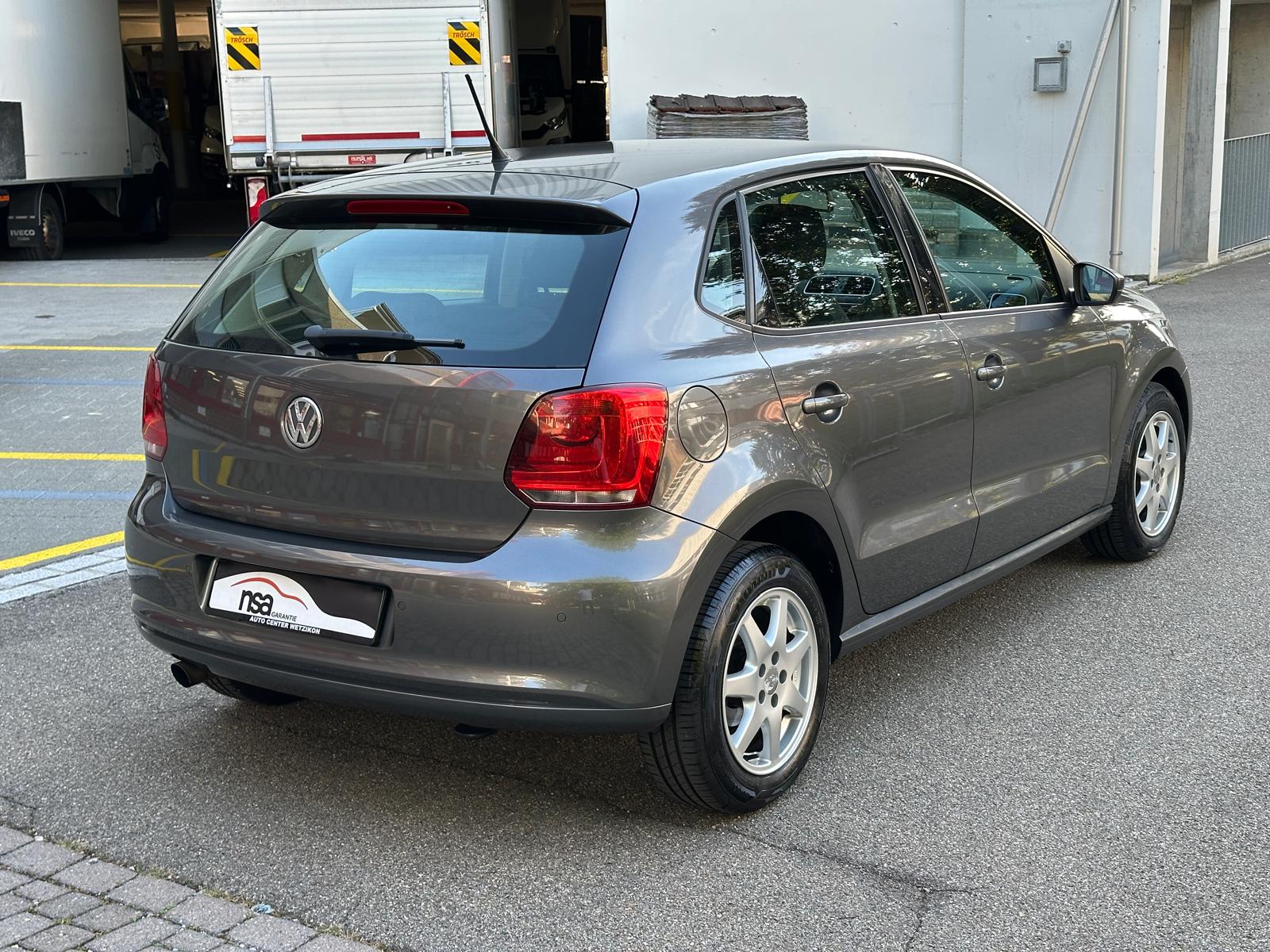 VW Polo 1.6 TDI Trendline-image-4