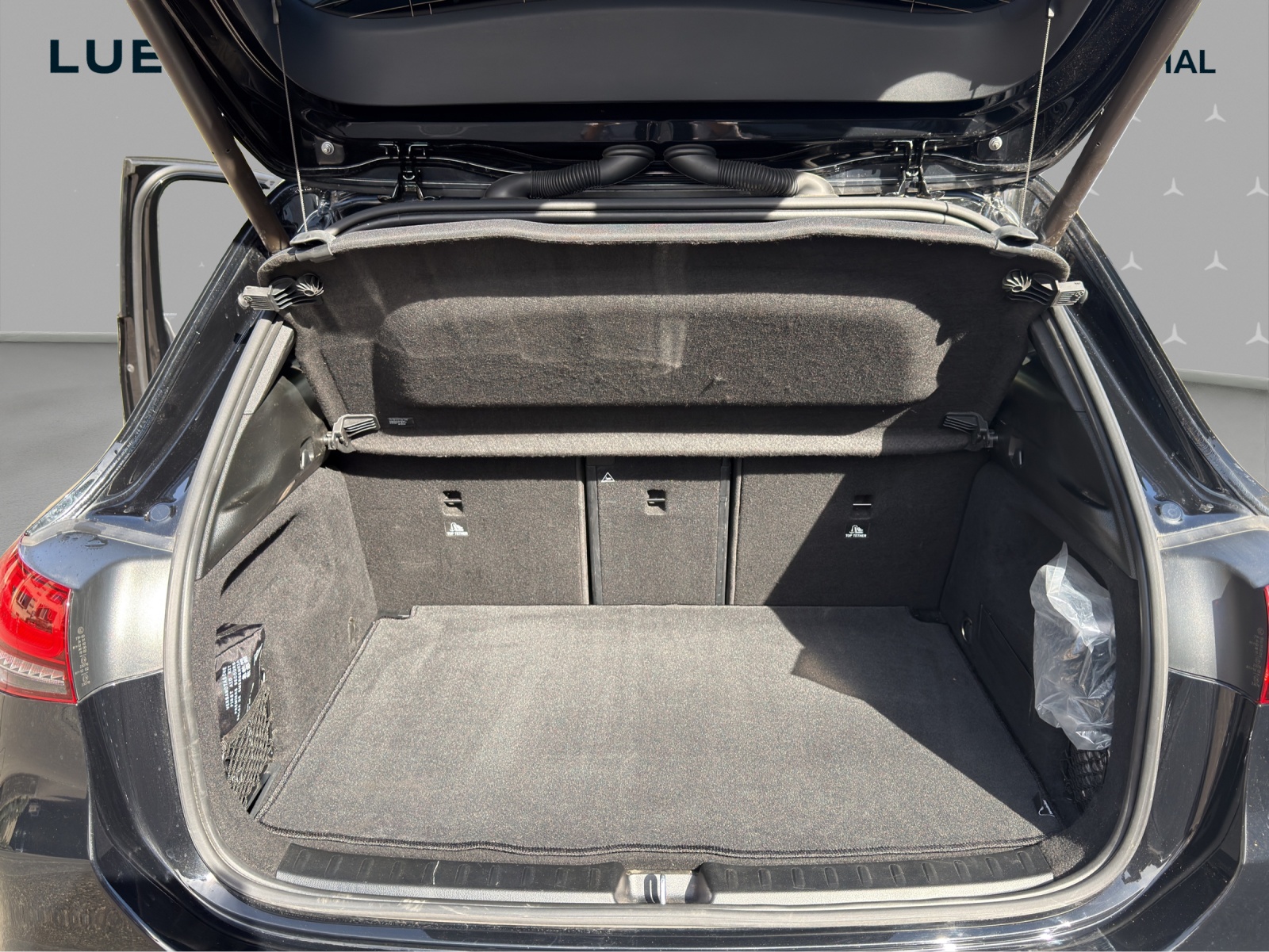 MERCEDES-BENZ GLA 45 S AMG 4Matic+ 8G-Speedshift DCT-image-14