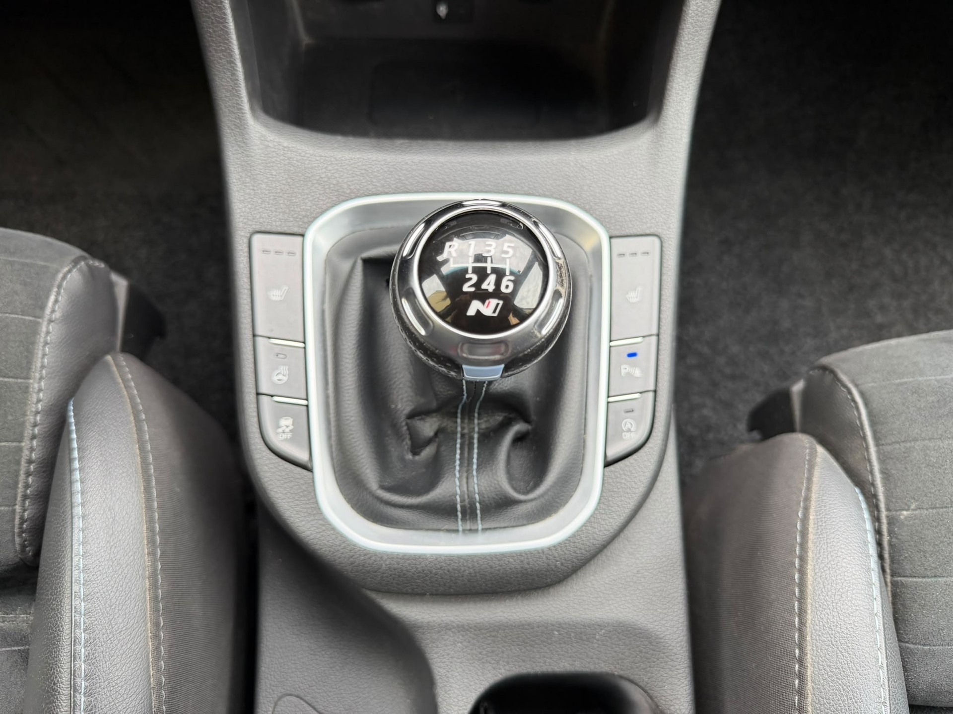 HYUNDAI i30 N 2.0 T-GDi *Attelage*-image-17
