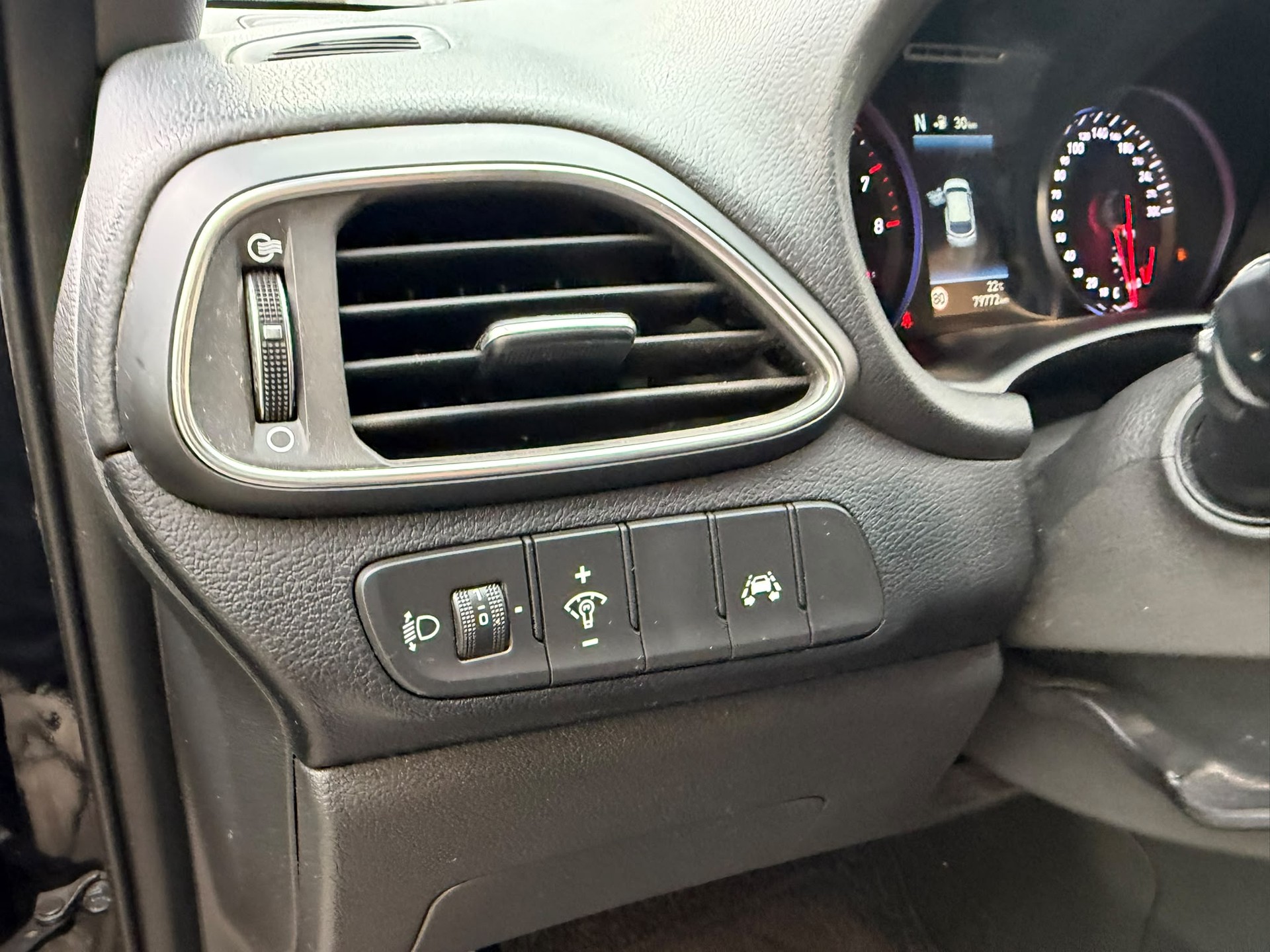 HYUNDAI i30 N 2.0 T-GDi *Attelage*-image-18