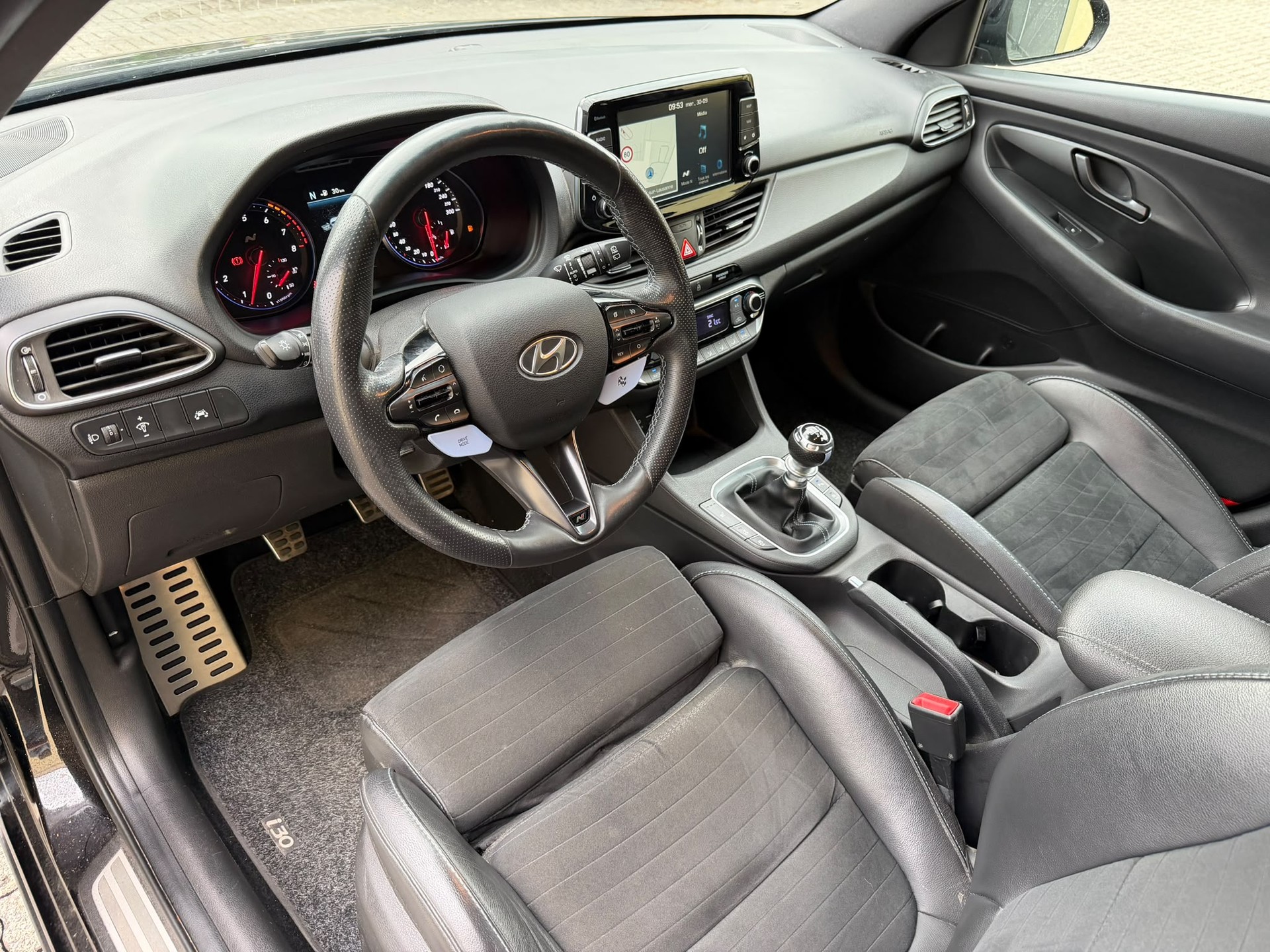 HYUNDAI i30 N 2.0 T-GDi *Attelage*-showroom-element-1