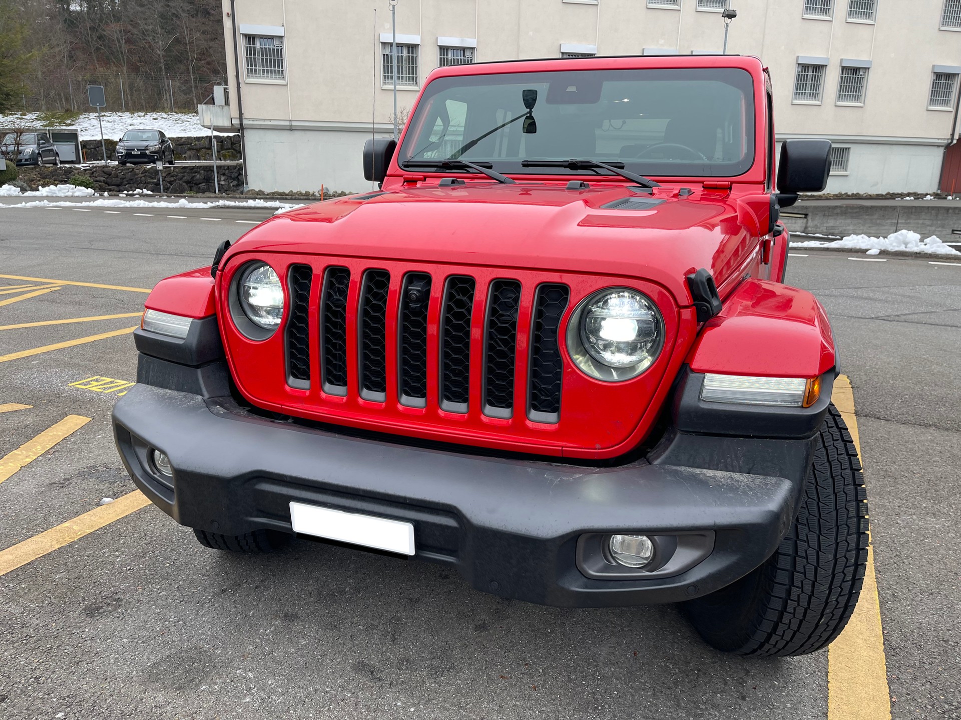 JEEP 2.0 Turbo Sahara Unlimited 4xe-image-1