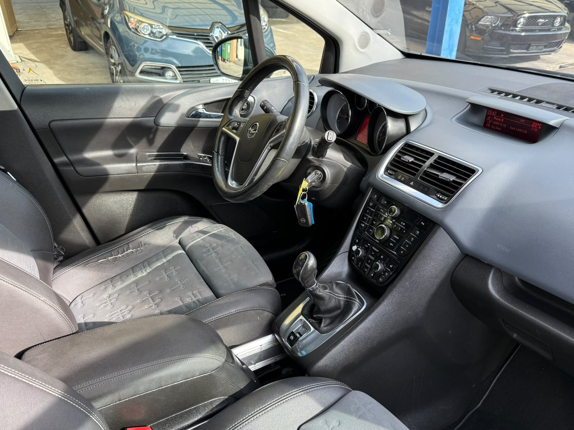 OPEL Meriva 1.4 Turbo Enjoy-image-8