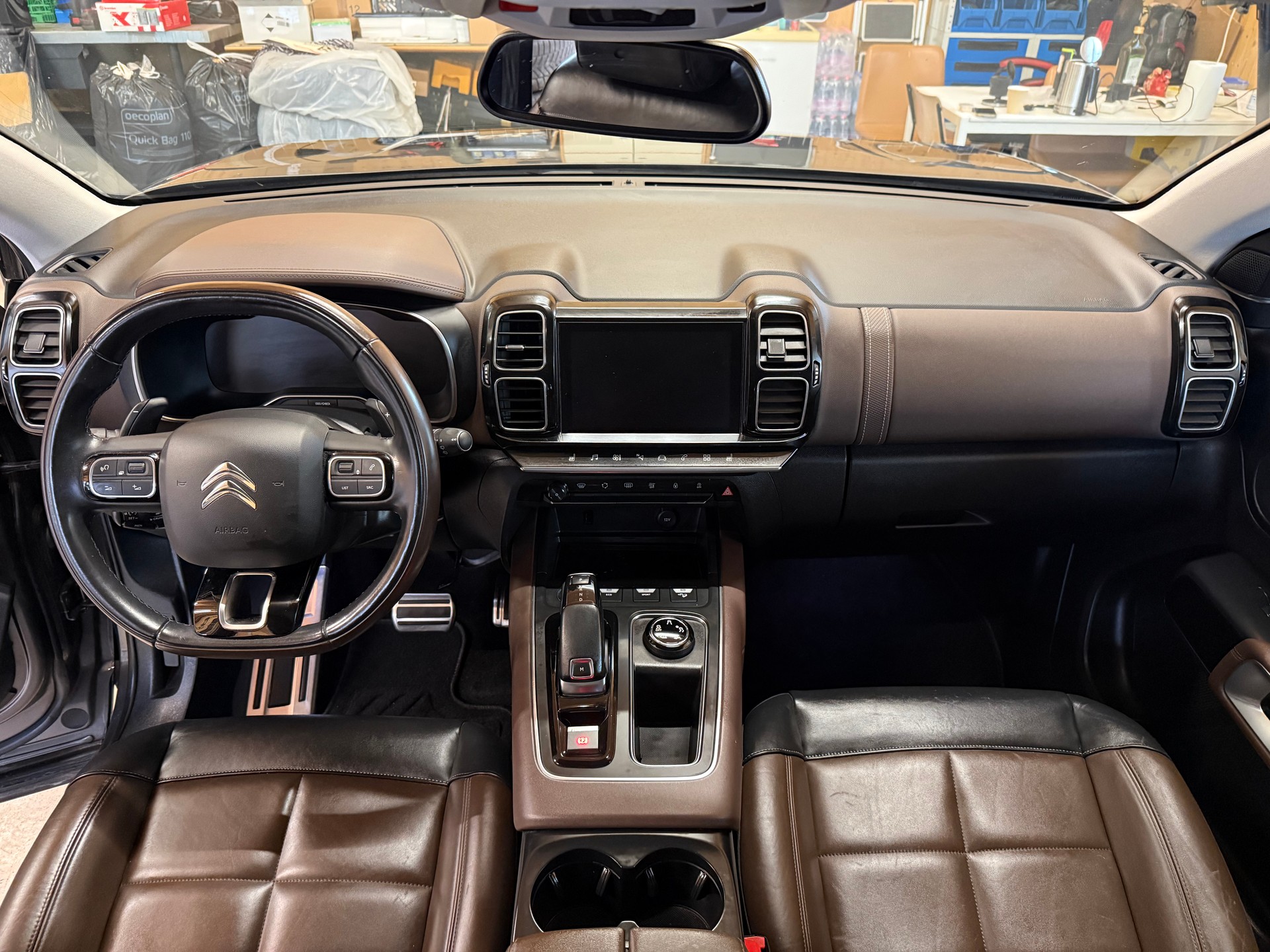 CITROEN C5 Aircross 1.6i PureTech Shine EAT8-image-8