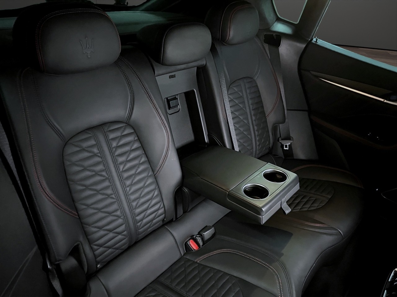 MASERATI Levante 3.8 V8 Trofeo Q4 Automatica-image-10
