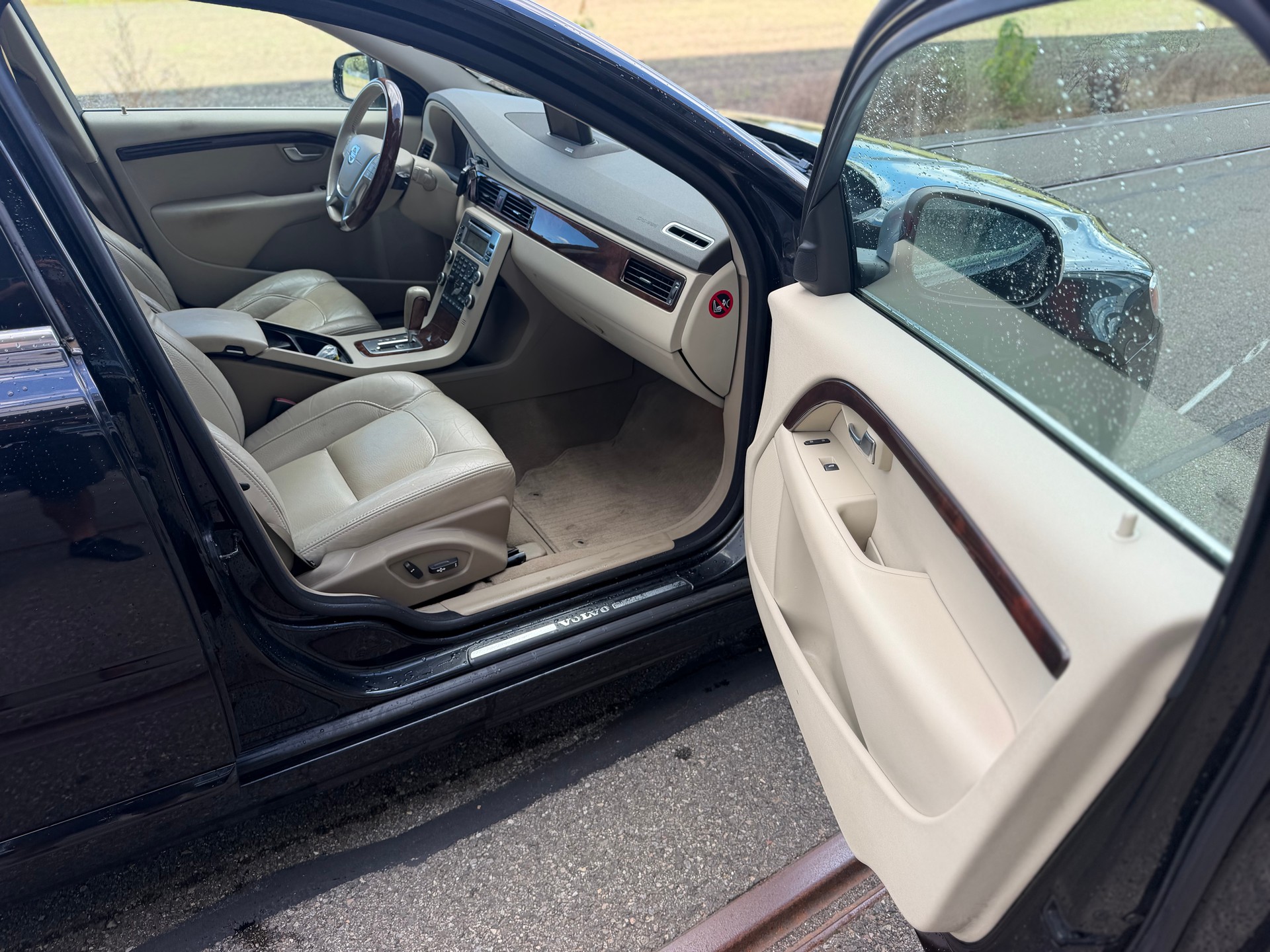 VOLVO V70 T6 AWD Summum Geartronic-image-13
