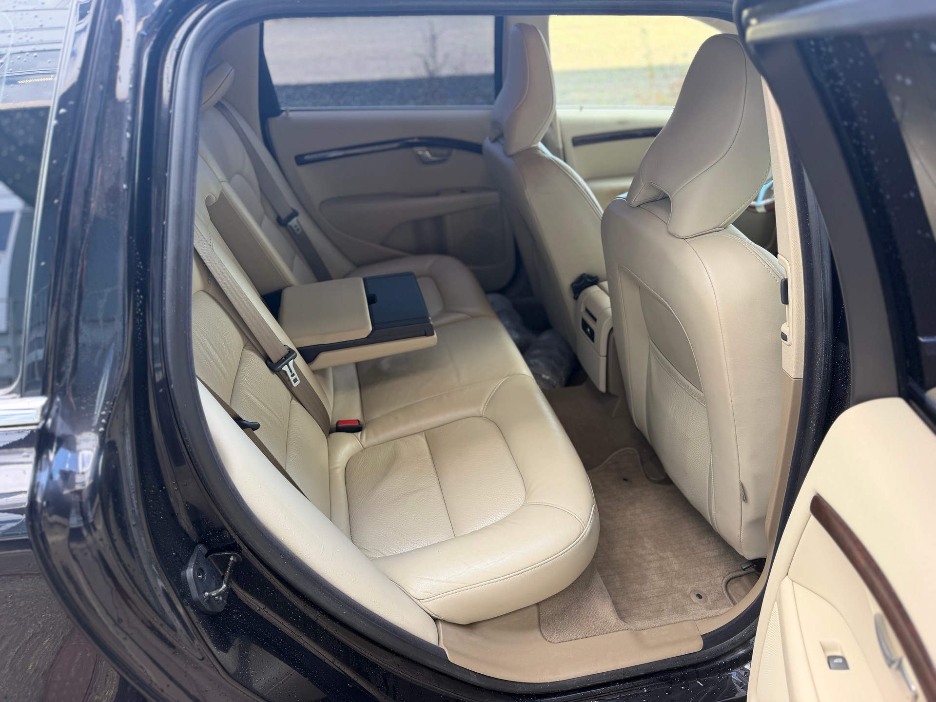 VOLVO V70 T6 AWD Summum Geartronic-image-11