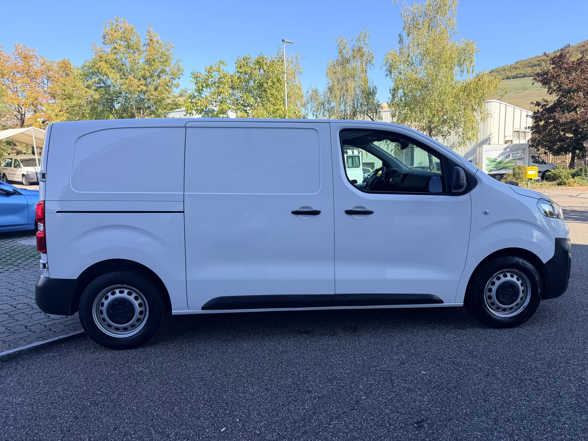 OPEL Vivaro Cargo-e 50 kWh Enjoy M-image-1