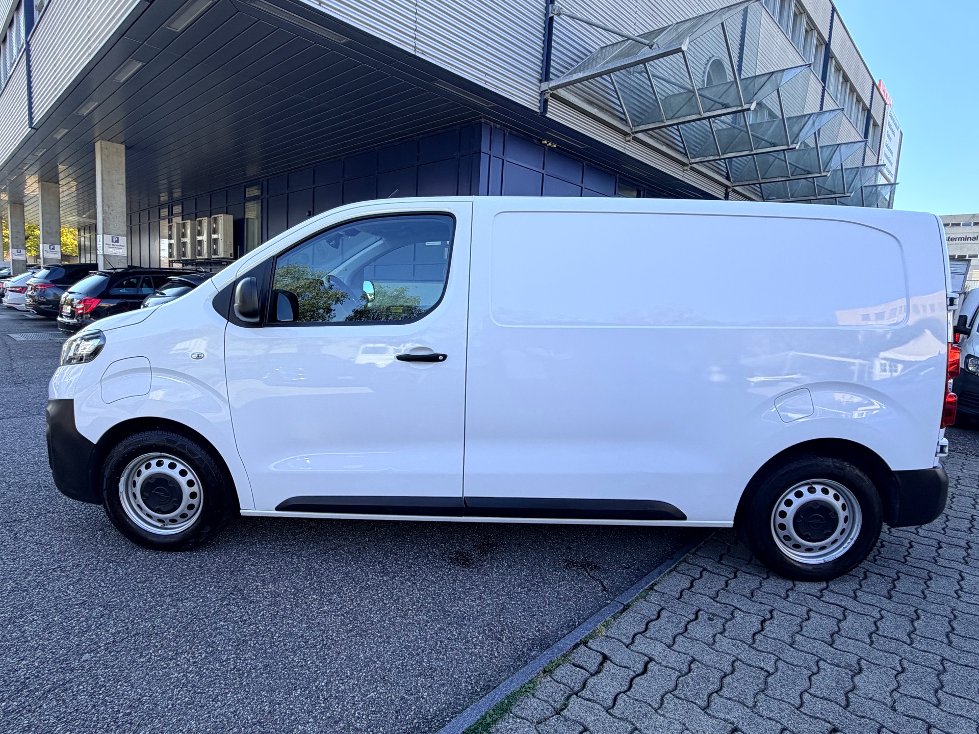 OPEL Vivaro Cargo-e 50 kWh Enjoy M-image-5
