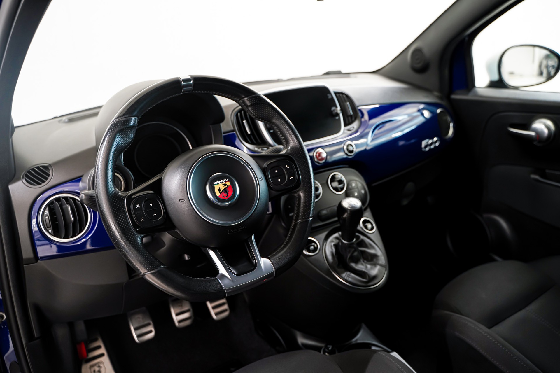 FIAT 595 1.4 16V Turbo Abarth-image-9