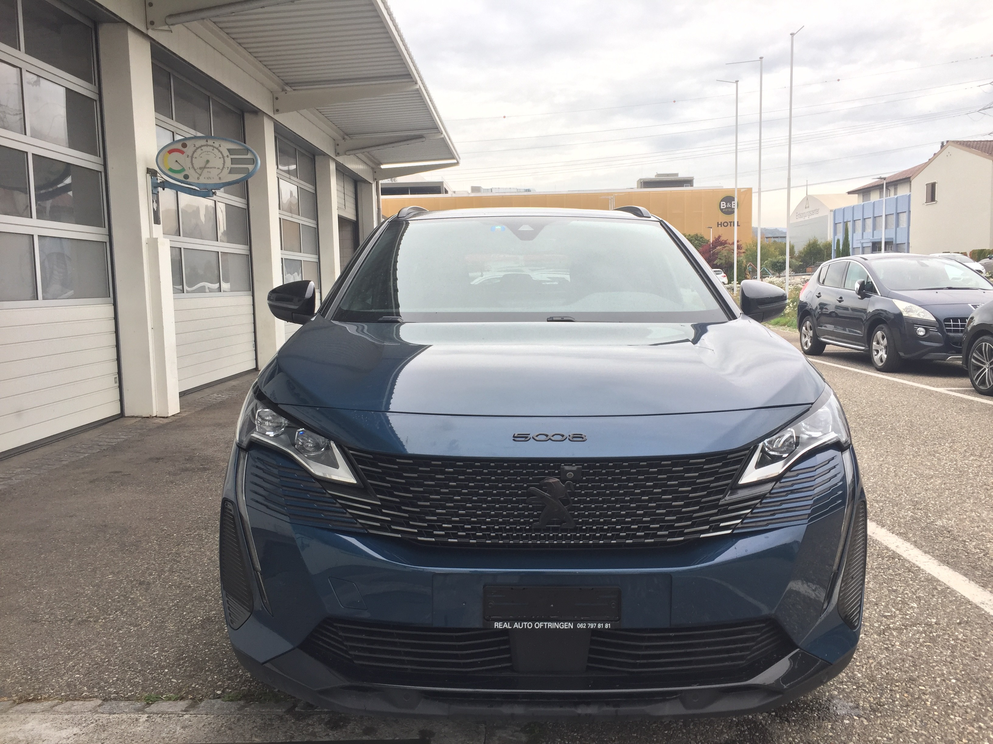 Car photo