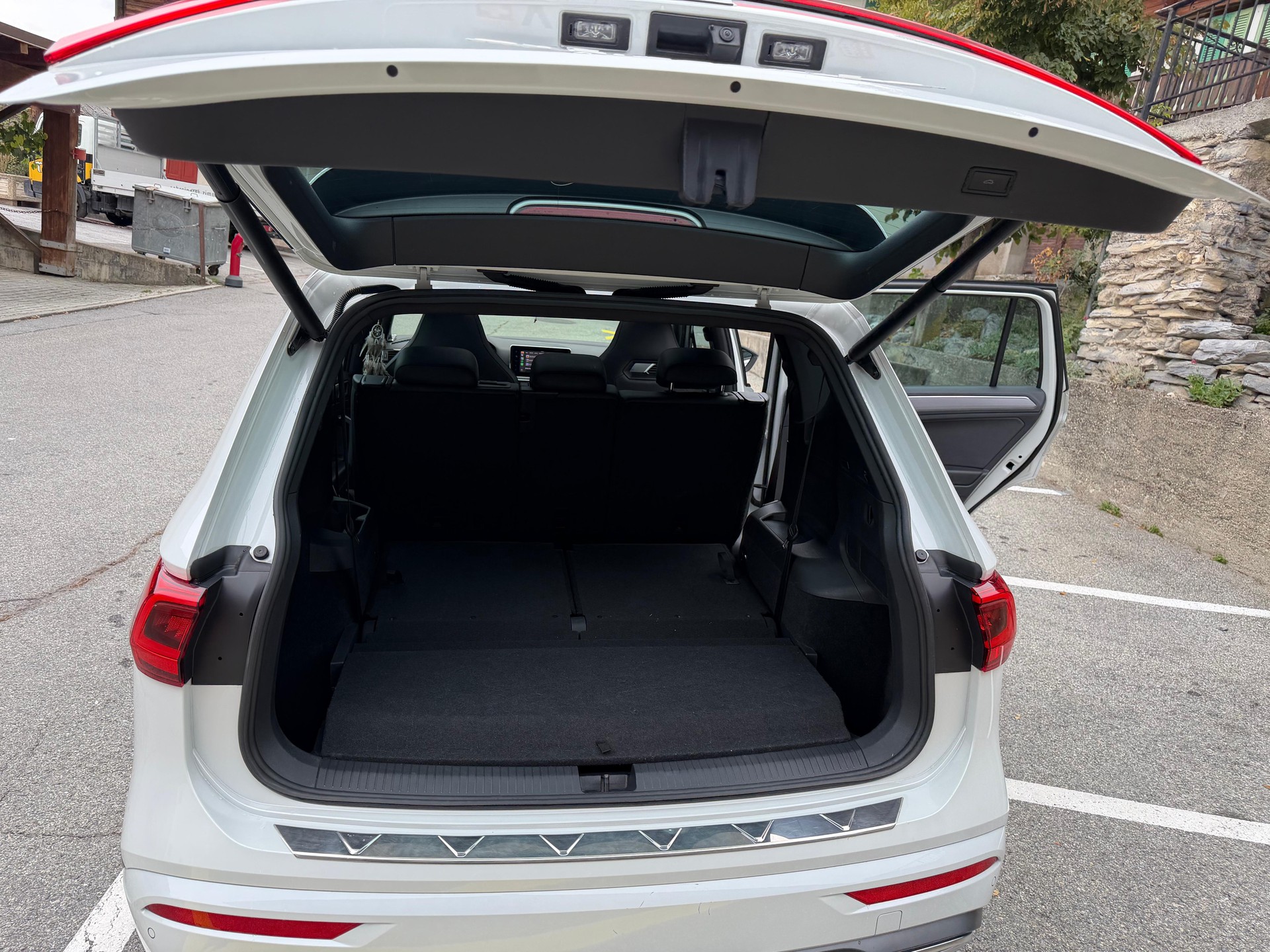 SEAT 2.0 TSI Hola FR 4Drive DSG-image-3
