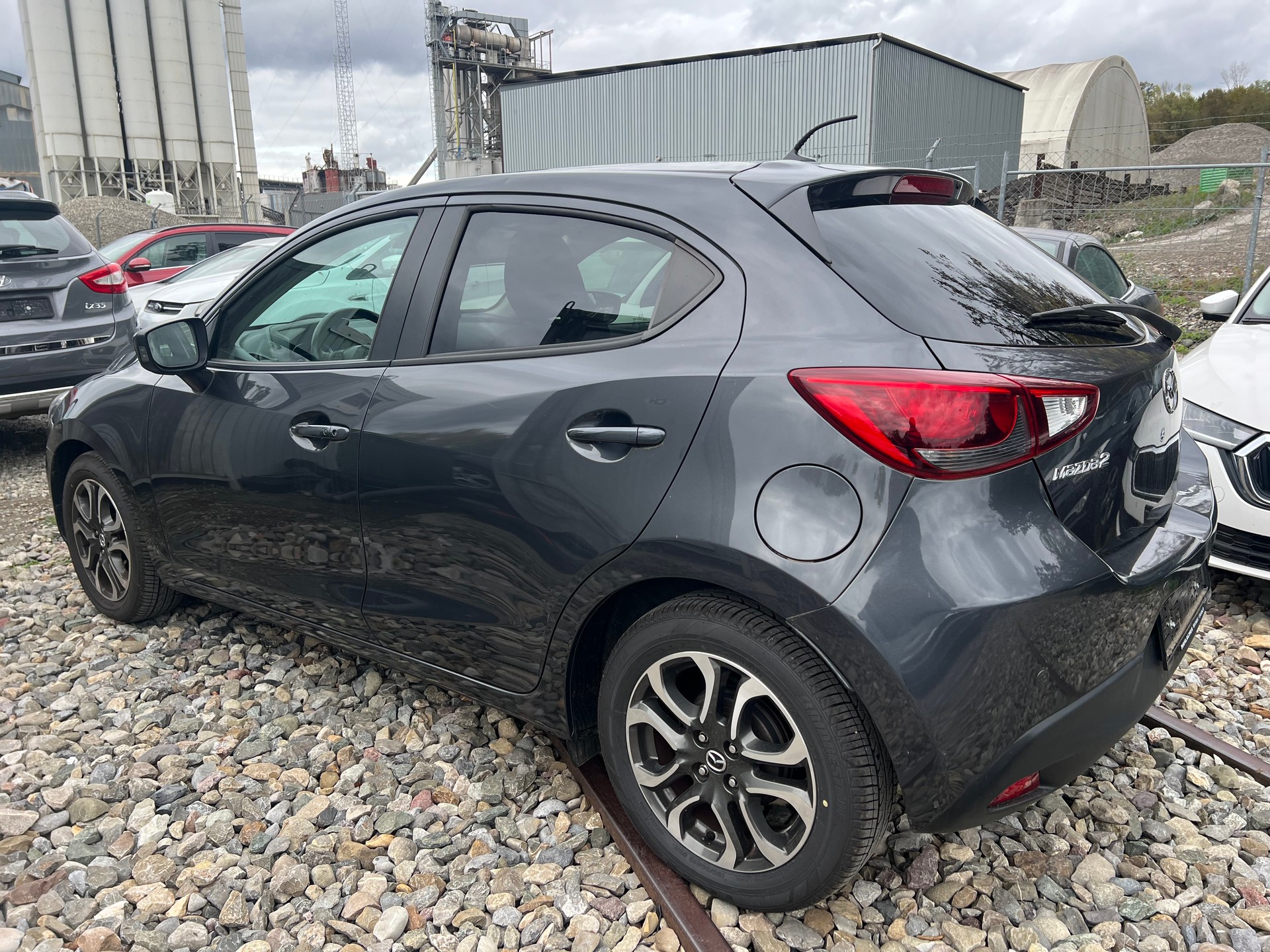 MAZDA 2 1.5i 16V Skyactiv-G Ambition Drive-image-3