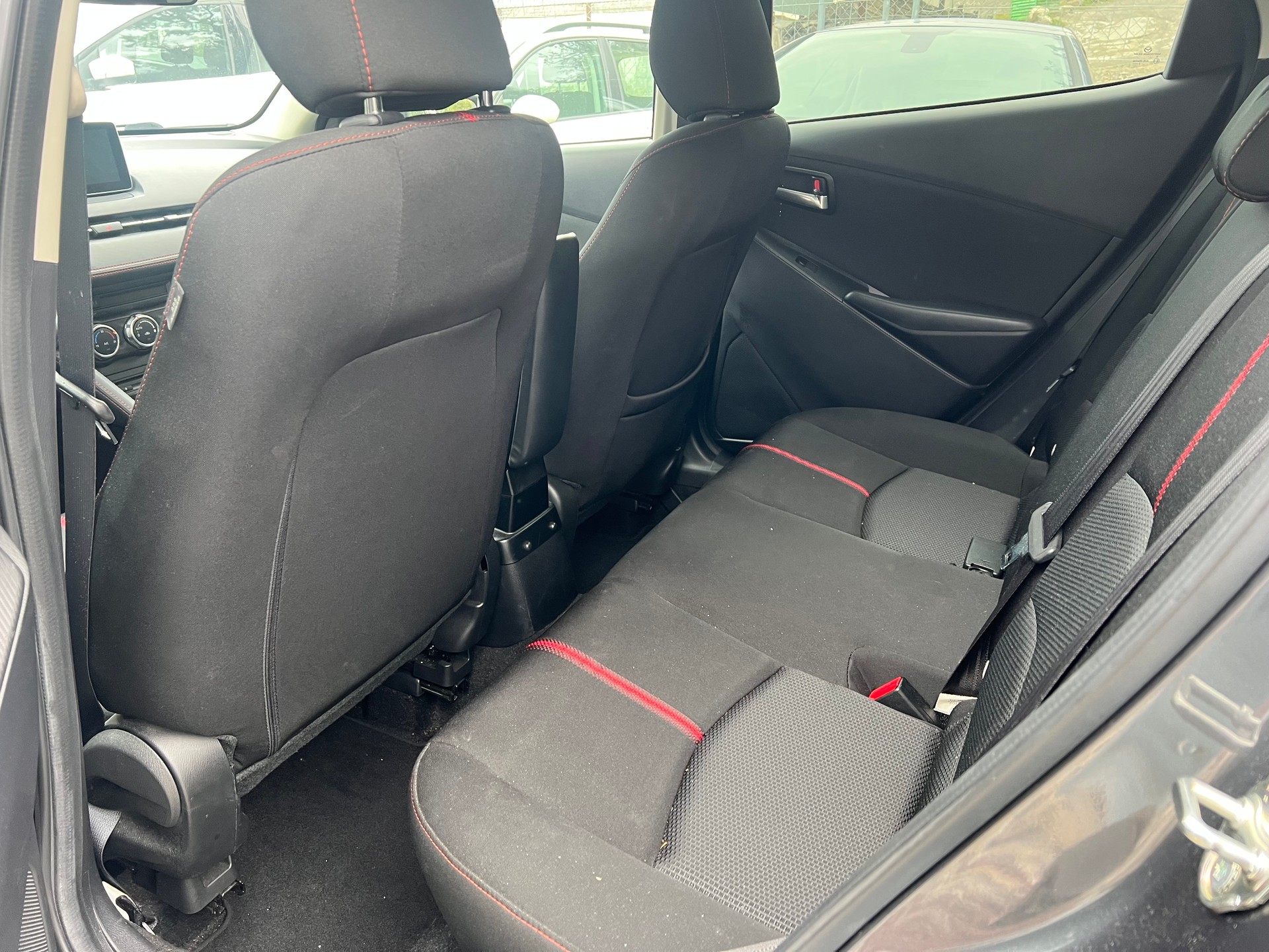 MAZDA 2 1.5i 16V Skyactiv-G Ambition Drive-image-5