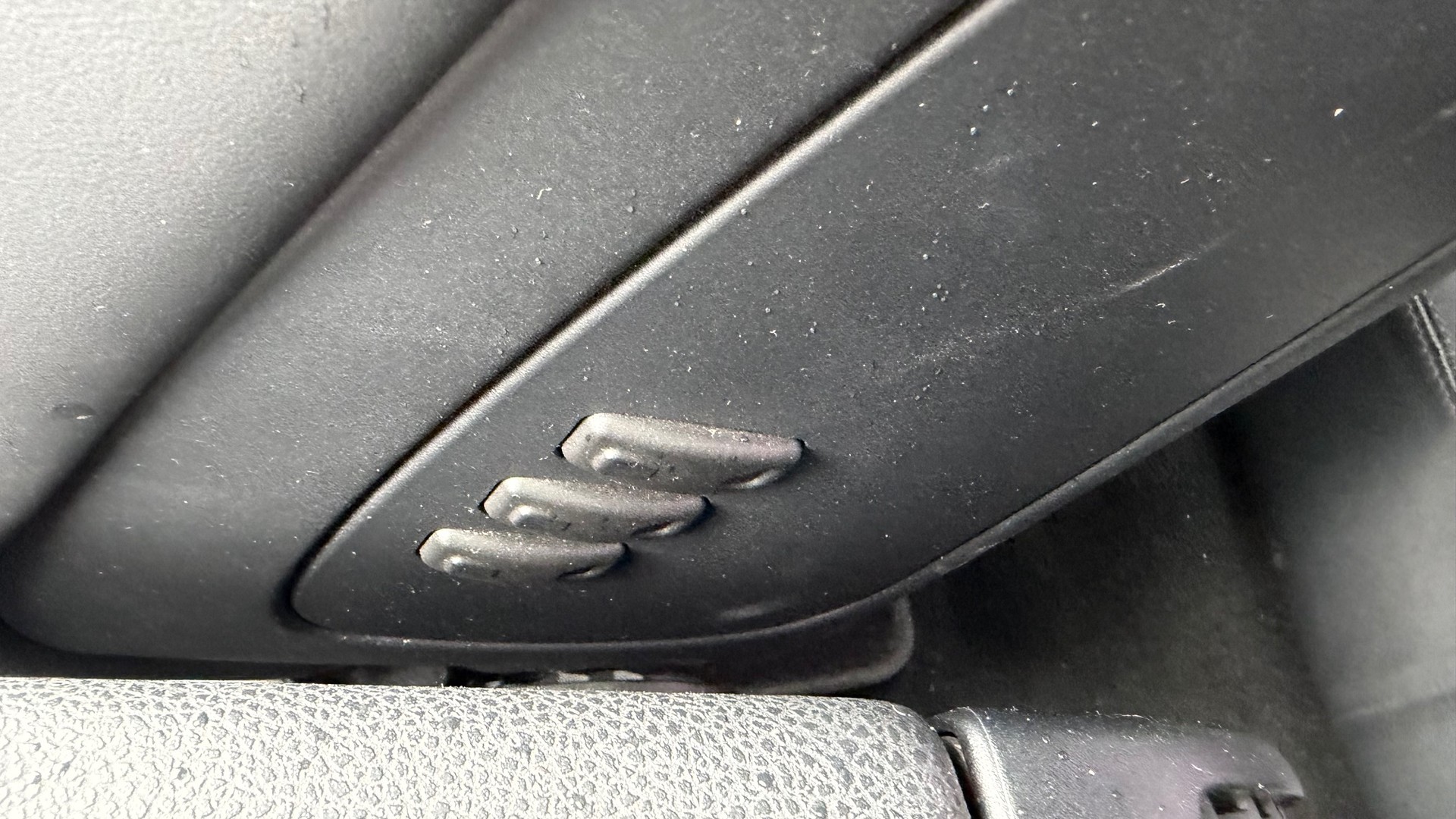 MERCEDES-BENZ C 63 AMG Avantgarde 7G-Tronic-image-12
