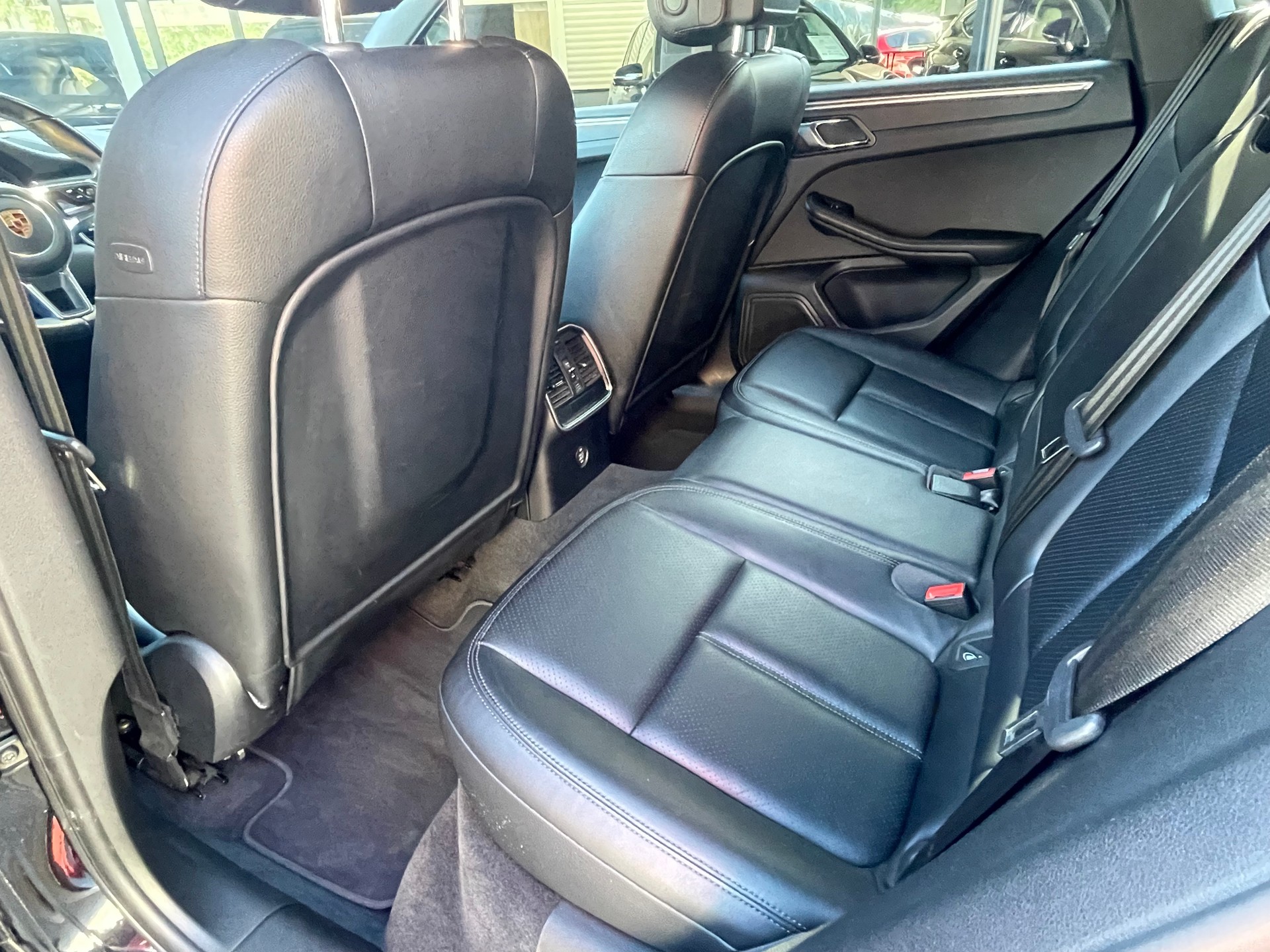 PORSCHE Macan PDK-image-4