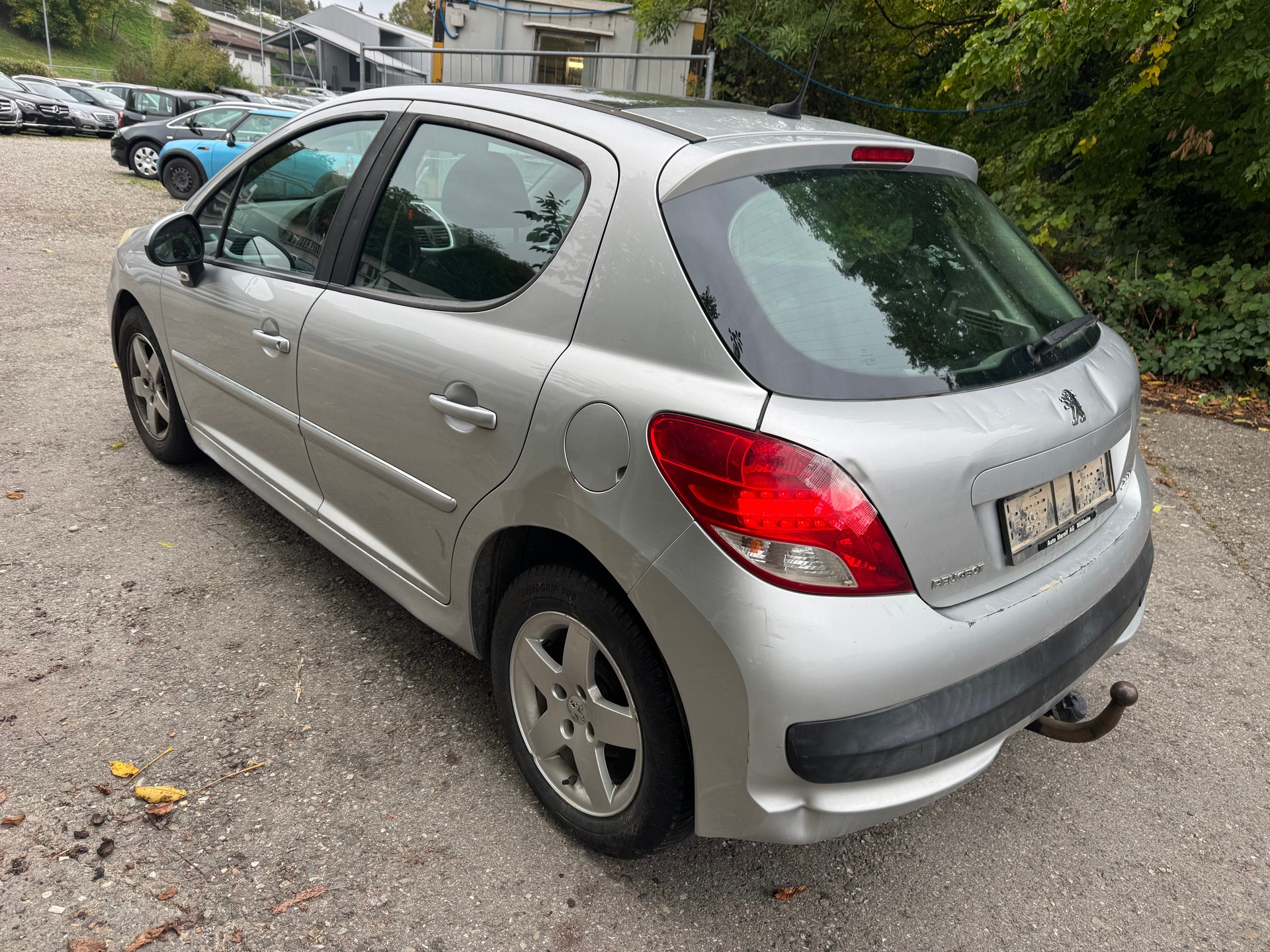 PEUGEOT 207 1.4 16V Sport-image-4