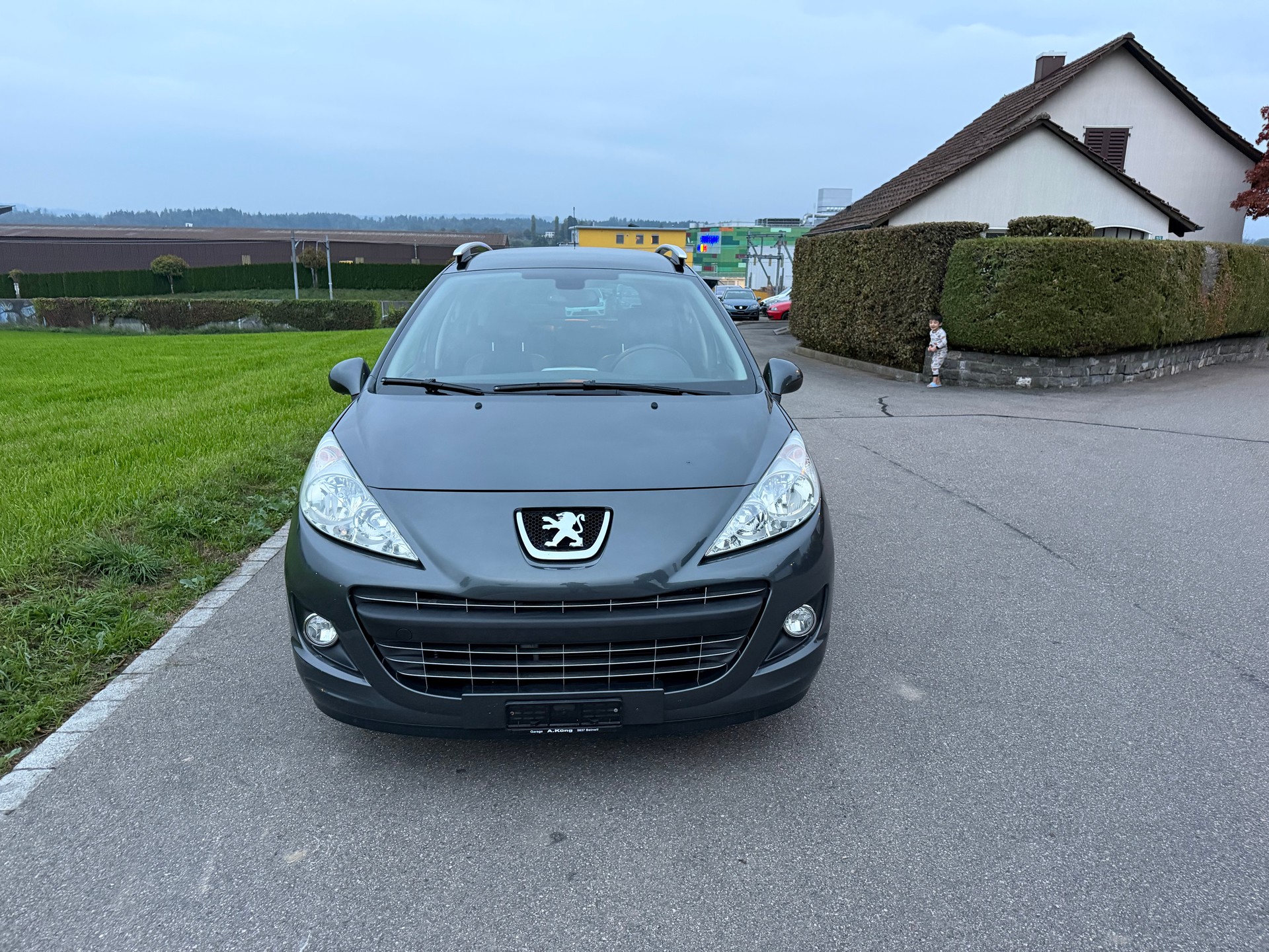 PEUGEOT 207 SW 1.6 16V Allure-image-10