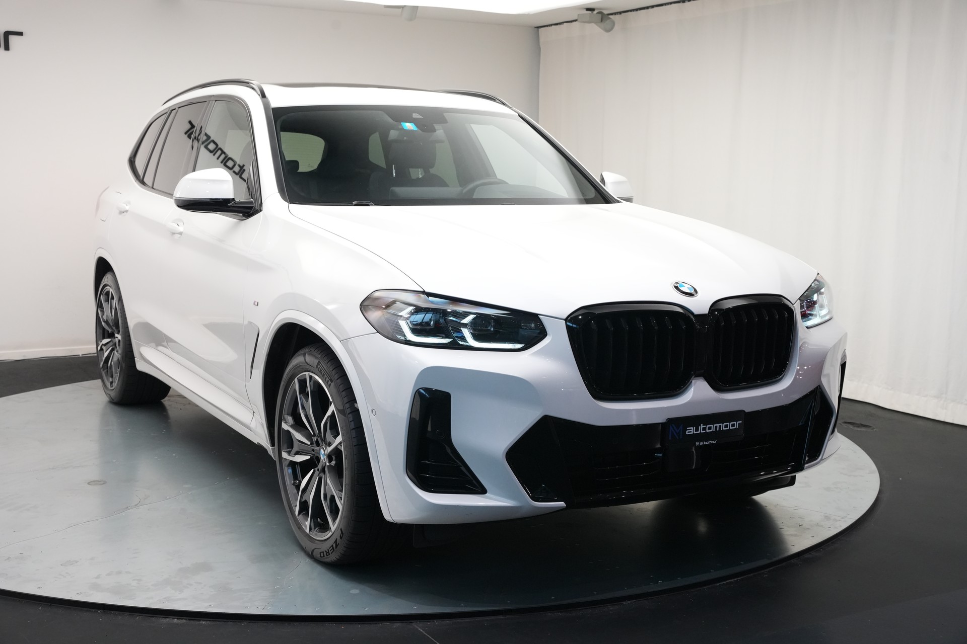 BMW X3 xDrive 48V 20d M Sport *CH-Fahrzeug* *Carbon* *Panorama* *AHK*-image-48