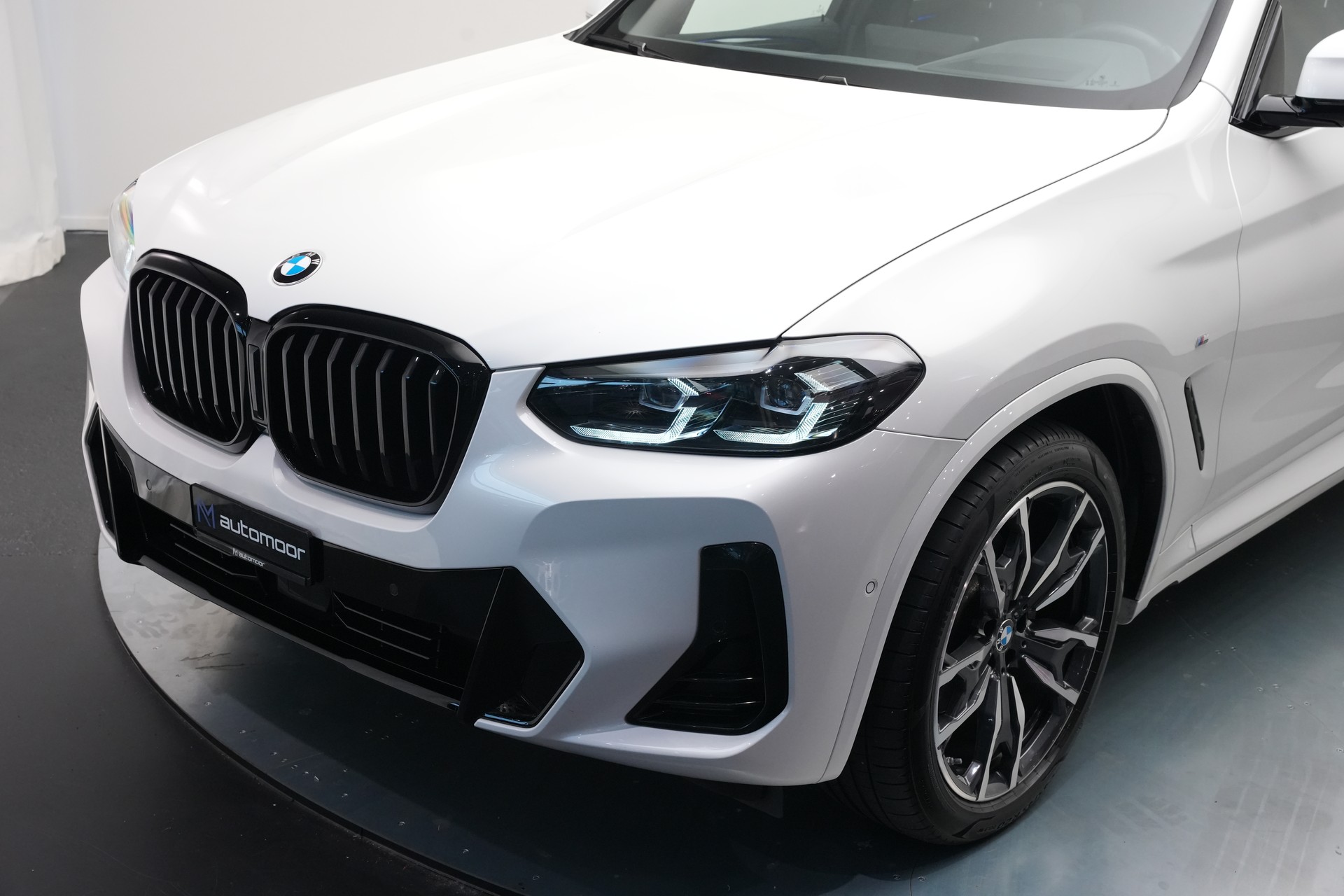 BMW X3 xDrive 48V 20d M Sport *CH-Fahrzeug* *Carbon* *Panorama* *AHK*-image-47