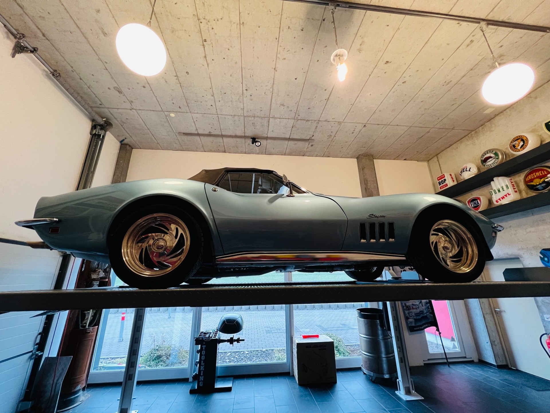 CHEVROLET CORVETTE-image-10