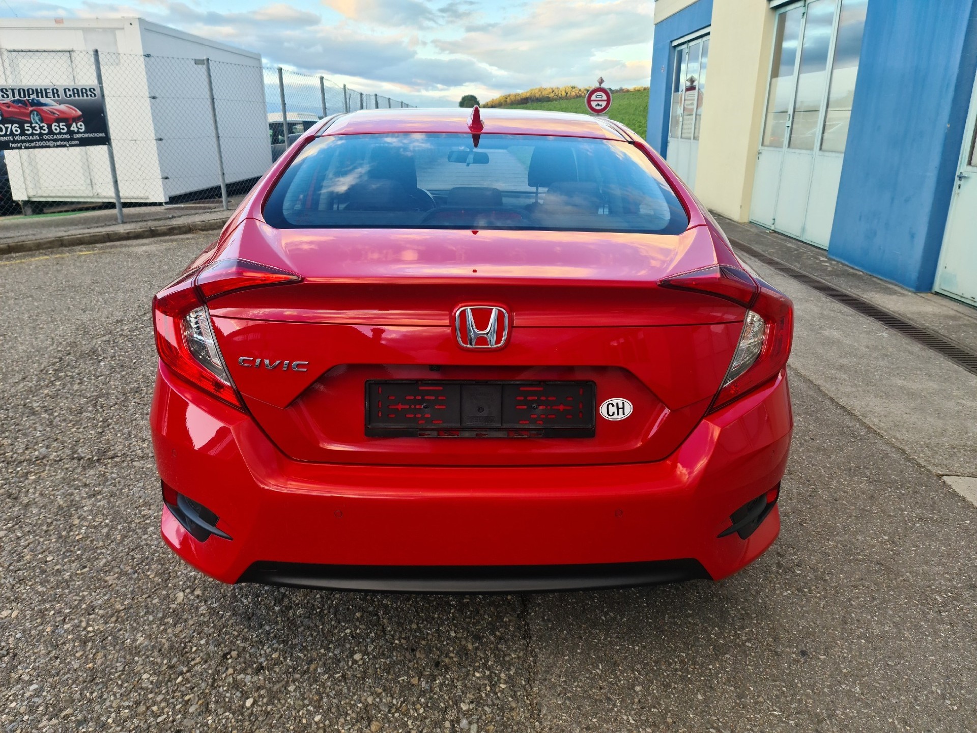 HONDA Civic Sedan 1.5 VTEC Executive Premium-image-3
