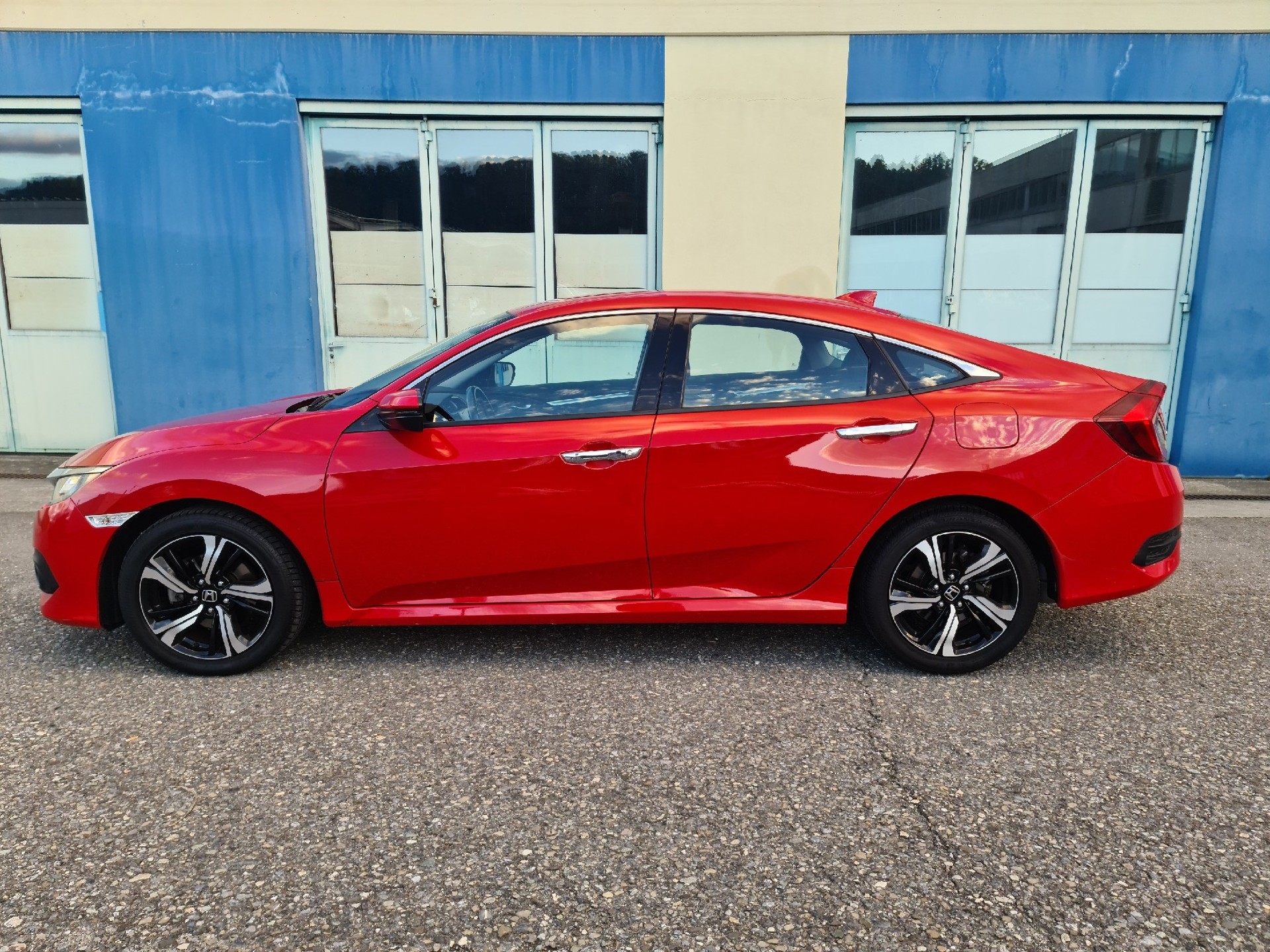 HONDA Civic Sedan 1.5 VTEC Executive Premium-image-0