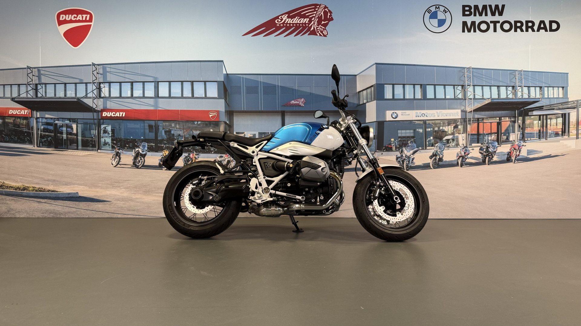 BMW R nineT Pure-image-4