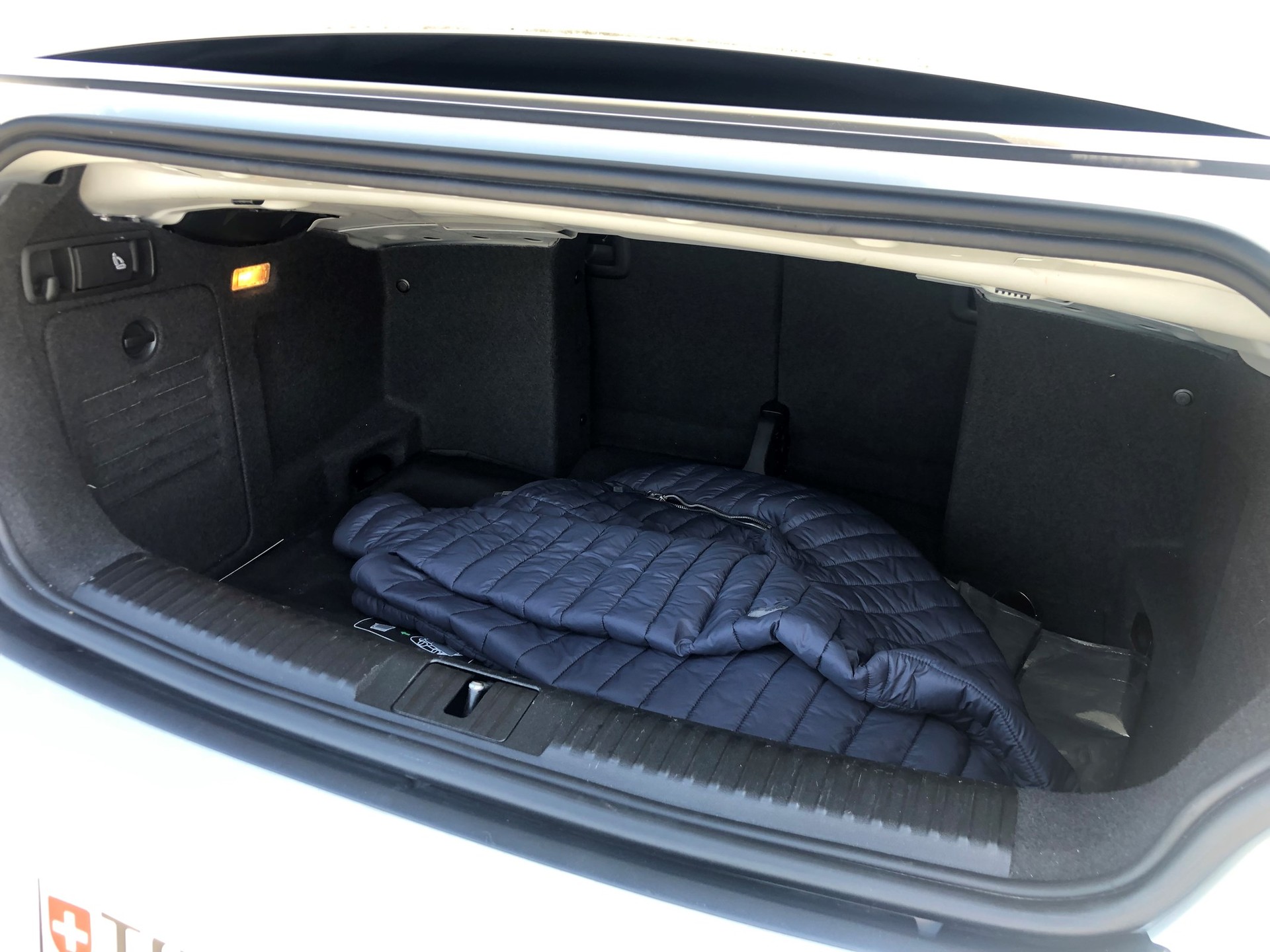 VW Golf Cabrio 1.2 TSI BMT day & night-image-10