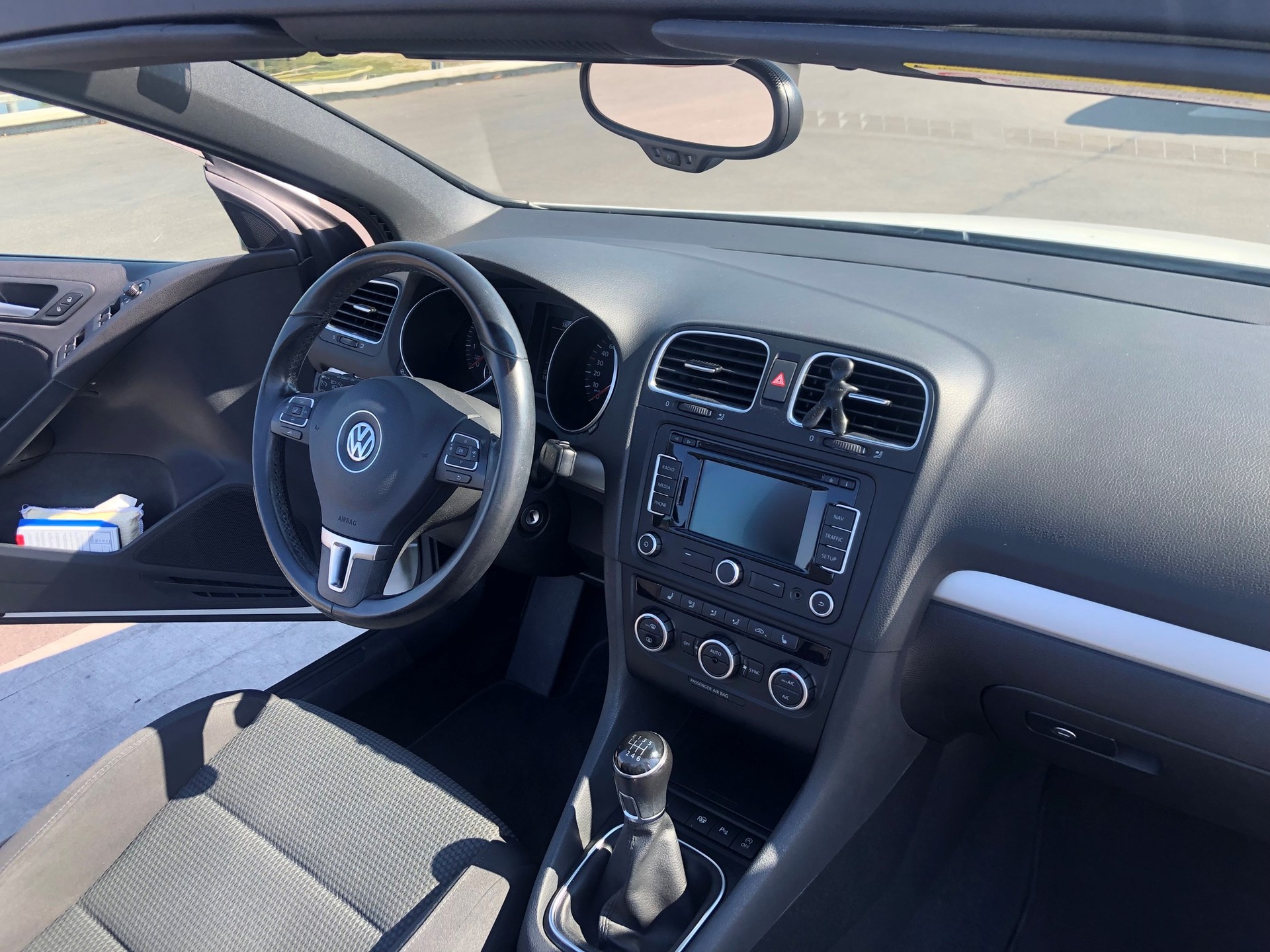 VW Golf Cabrio 1.2 TSI BMT day & night-image-3