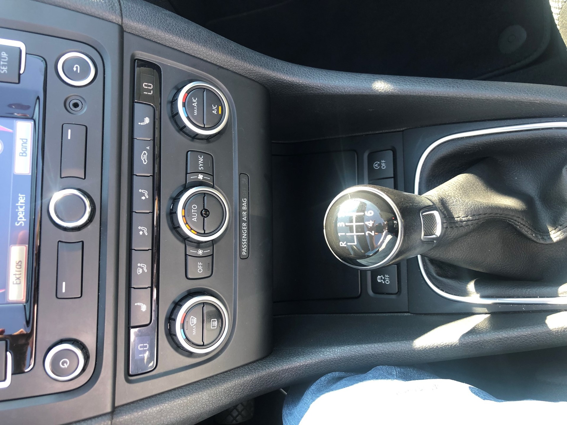 VW Golf Cabrio 1.2 TSI BMT day & night-image-7