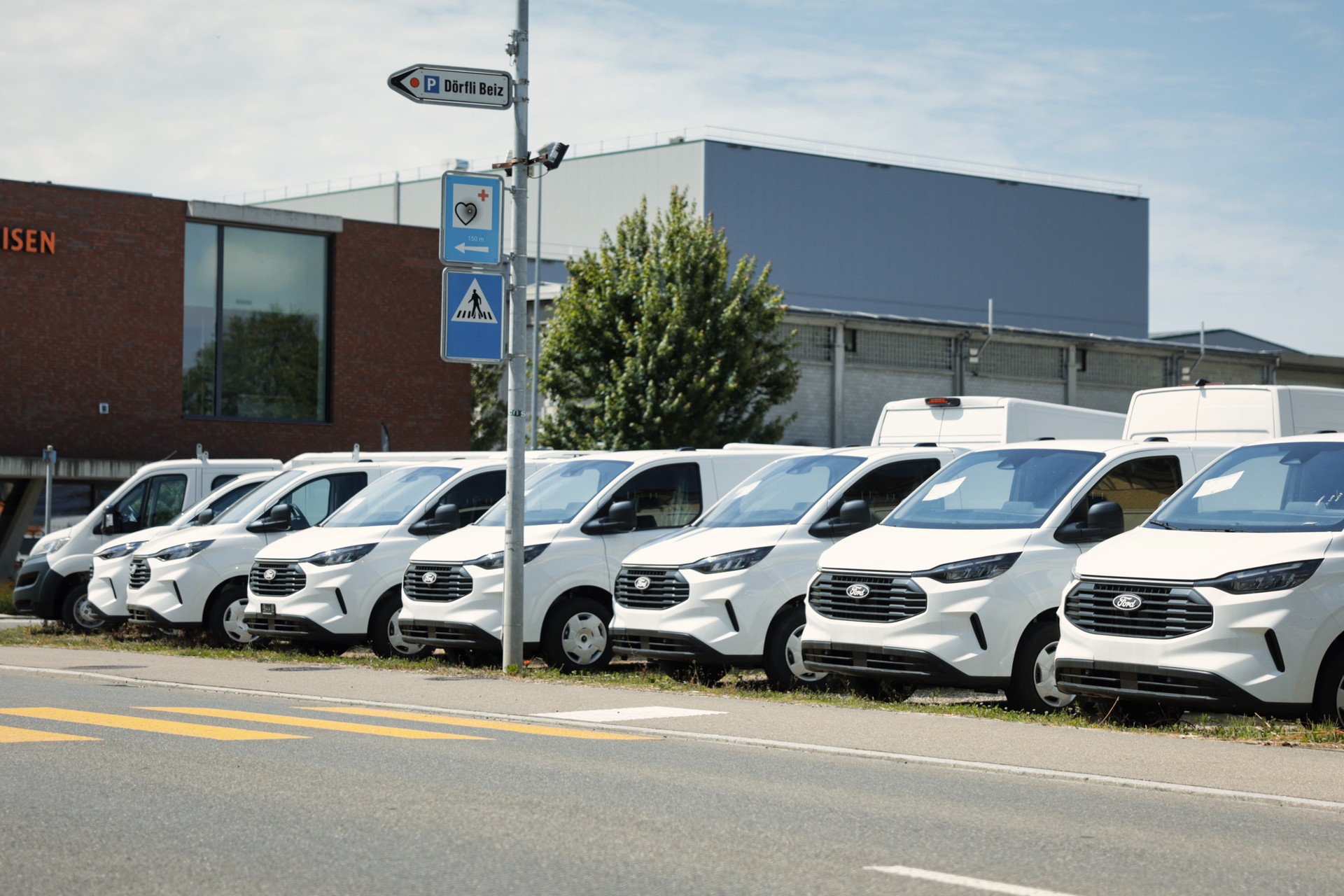 FORD Transit Custom Van 320 L2H1 Trend Automat 4x4 WIR Anteil Fr. 10'000.---image-13