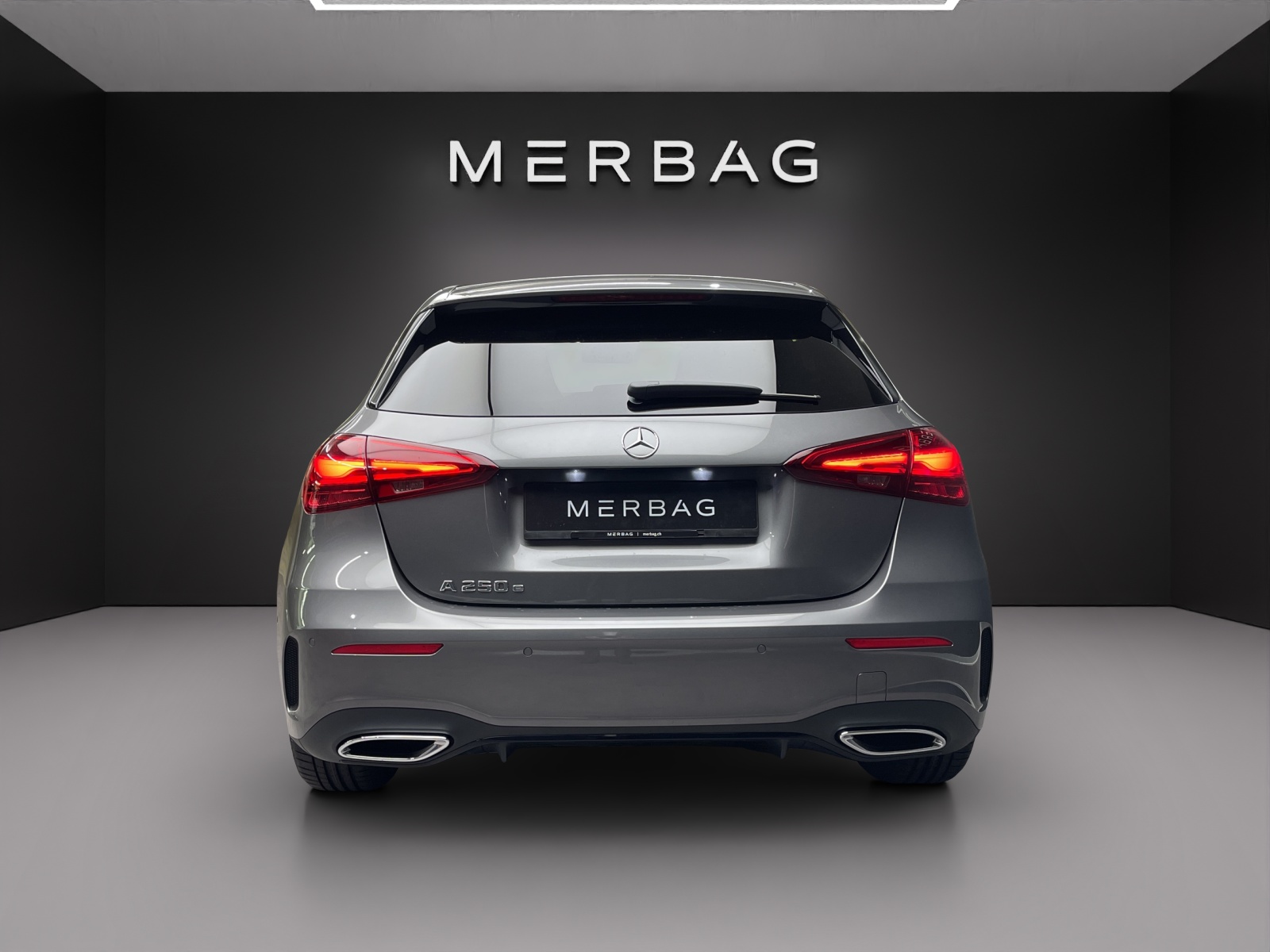 MERCEDES-BENZ A 250 e EQ Star 8G-DCT-image-4