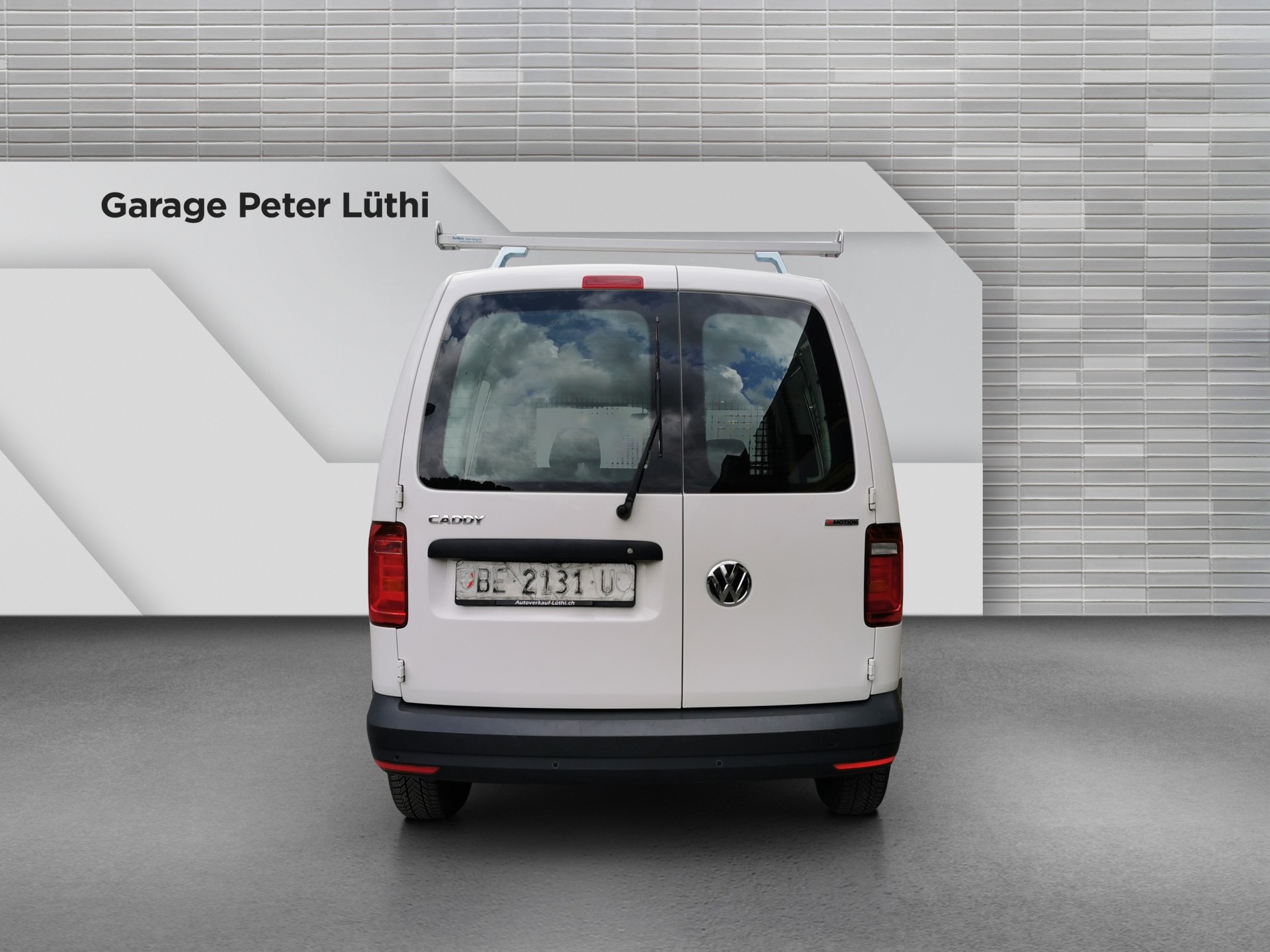 VW Caddy 2.0TDI 4Motion BlueMotion Technology-image-3