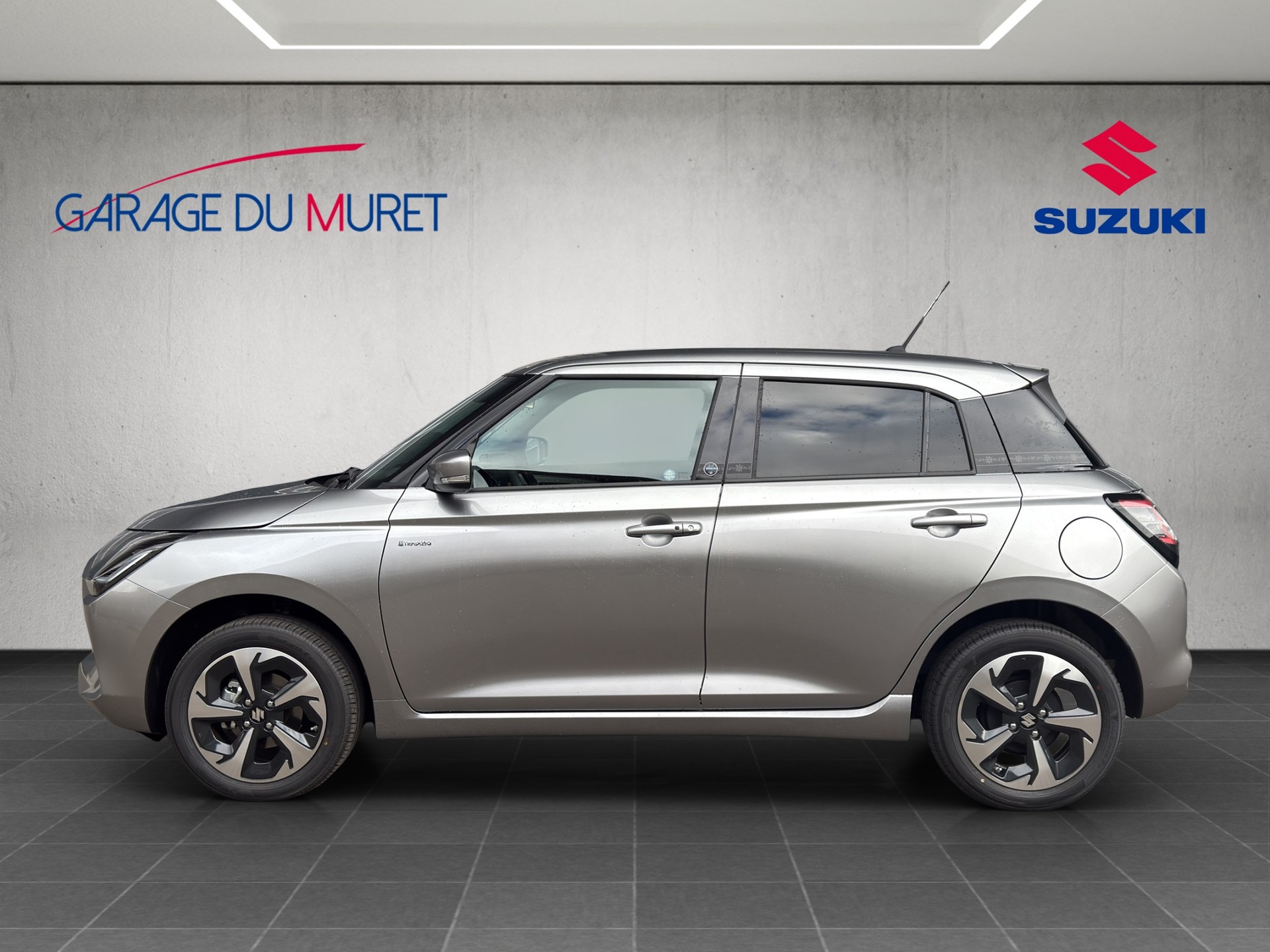 SUZUKI Swift 1.2 Tradizio Top Hybrid 4x4-image-5
