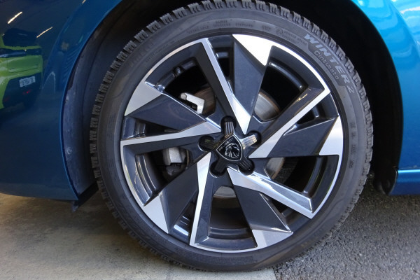 PEUGEOT 308 1.2 Allure EAT8-image-5