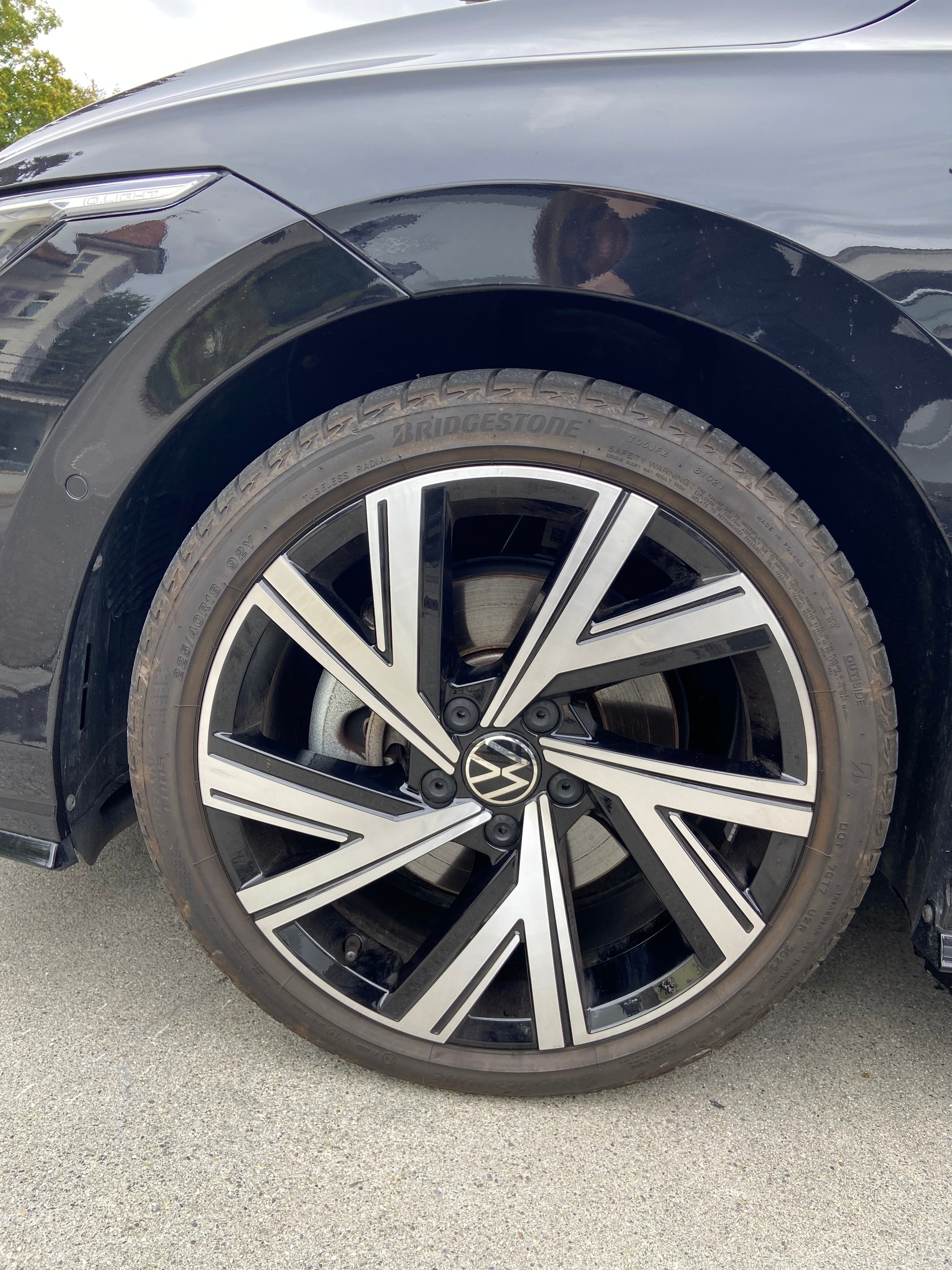 VW Golf Variant 2.0 TSI R-Line DSG-image-9