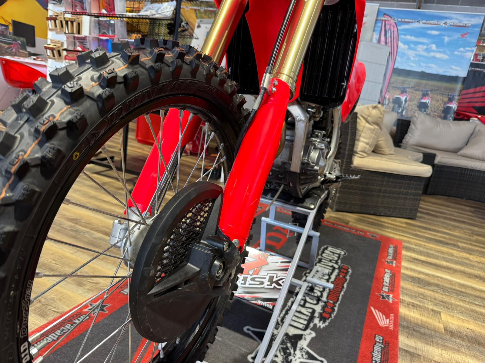 HONDA CRF 250 R *Schulmotorrad*-image-9