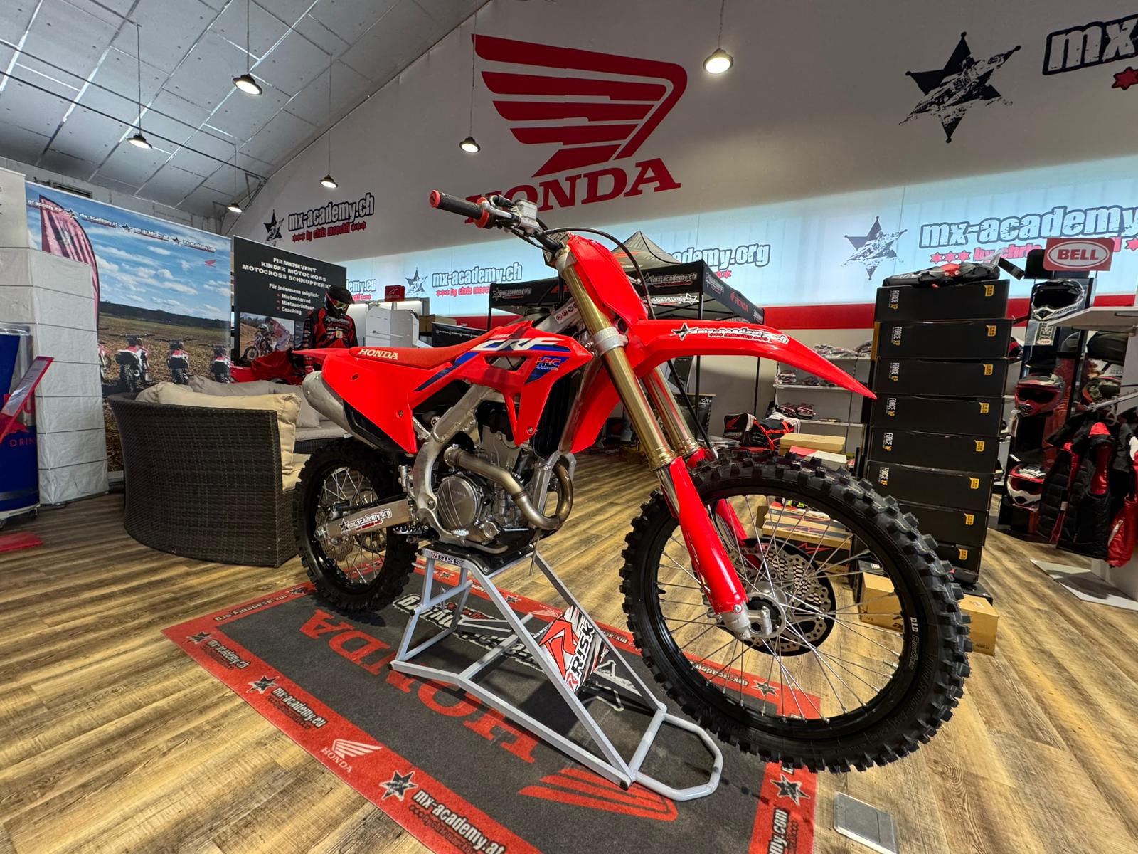 HONDA CRF 250 R *Schulmotorrad*-showroom-element-1