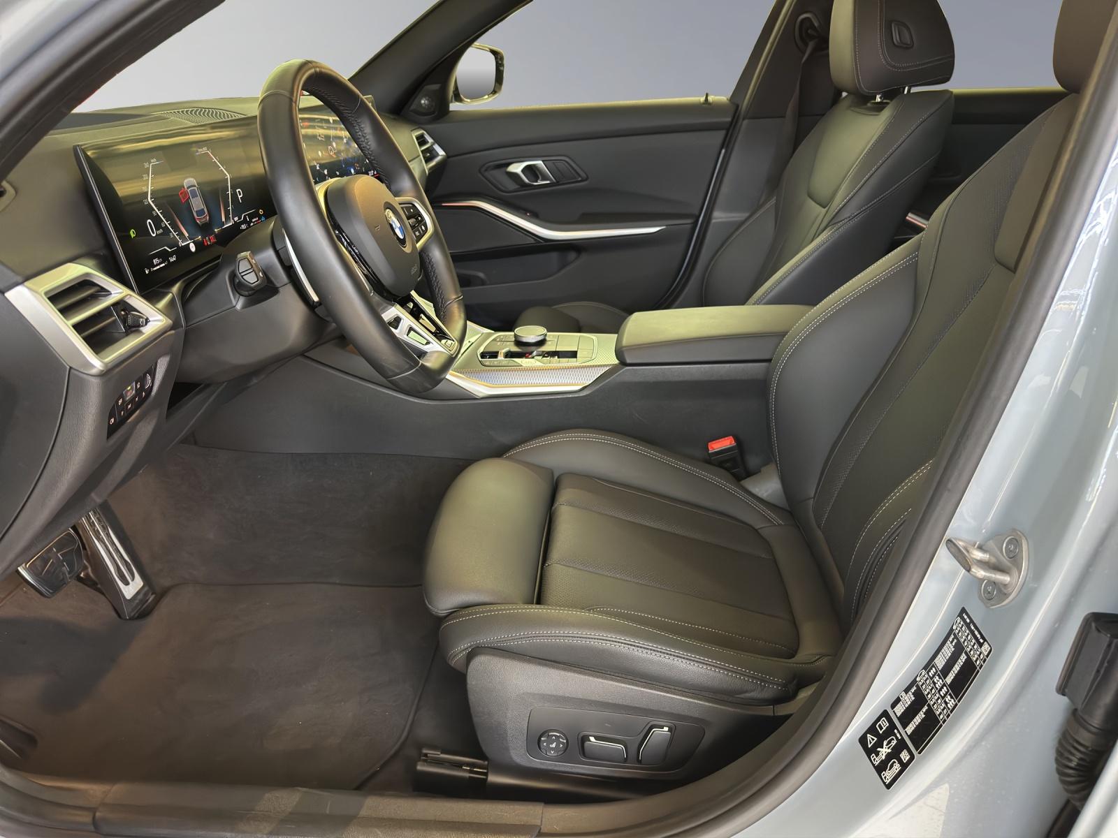 BMW 320d xDrive Touring M Sport-image-10