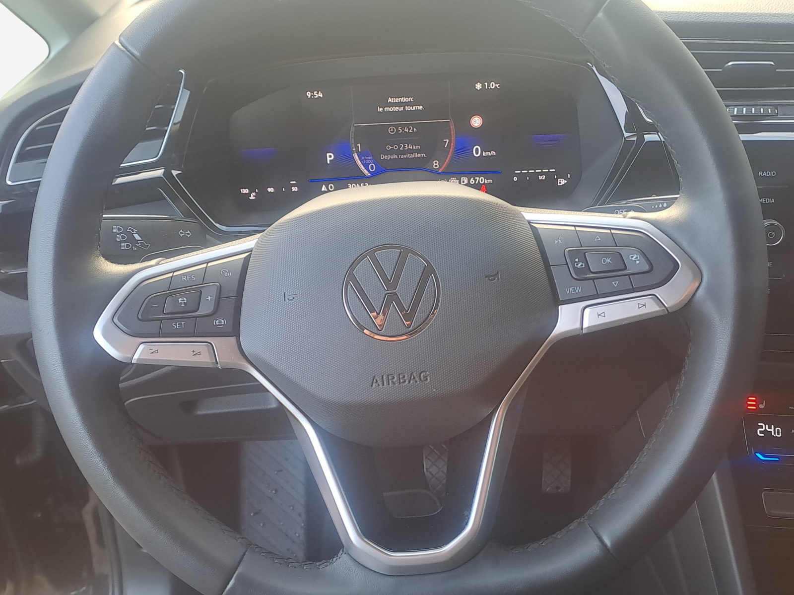 VW Touran 1.5 TSI EVO Comfortline United DSG-image-9
