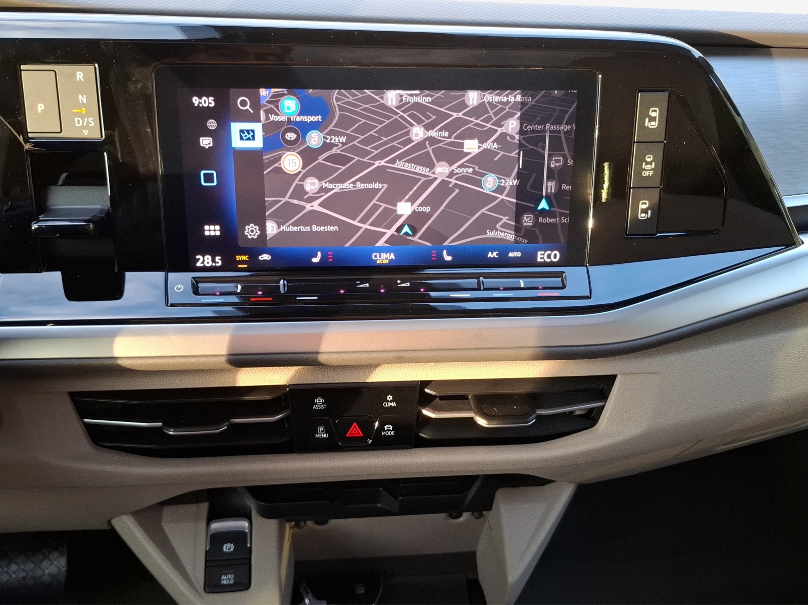 VW Multivan 1.5 eHybrid Life Edition 4Motion DSG-image-10