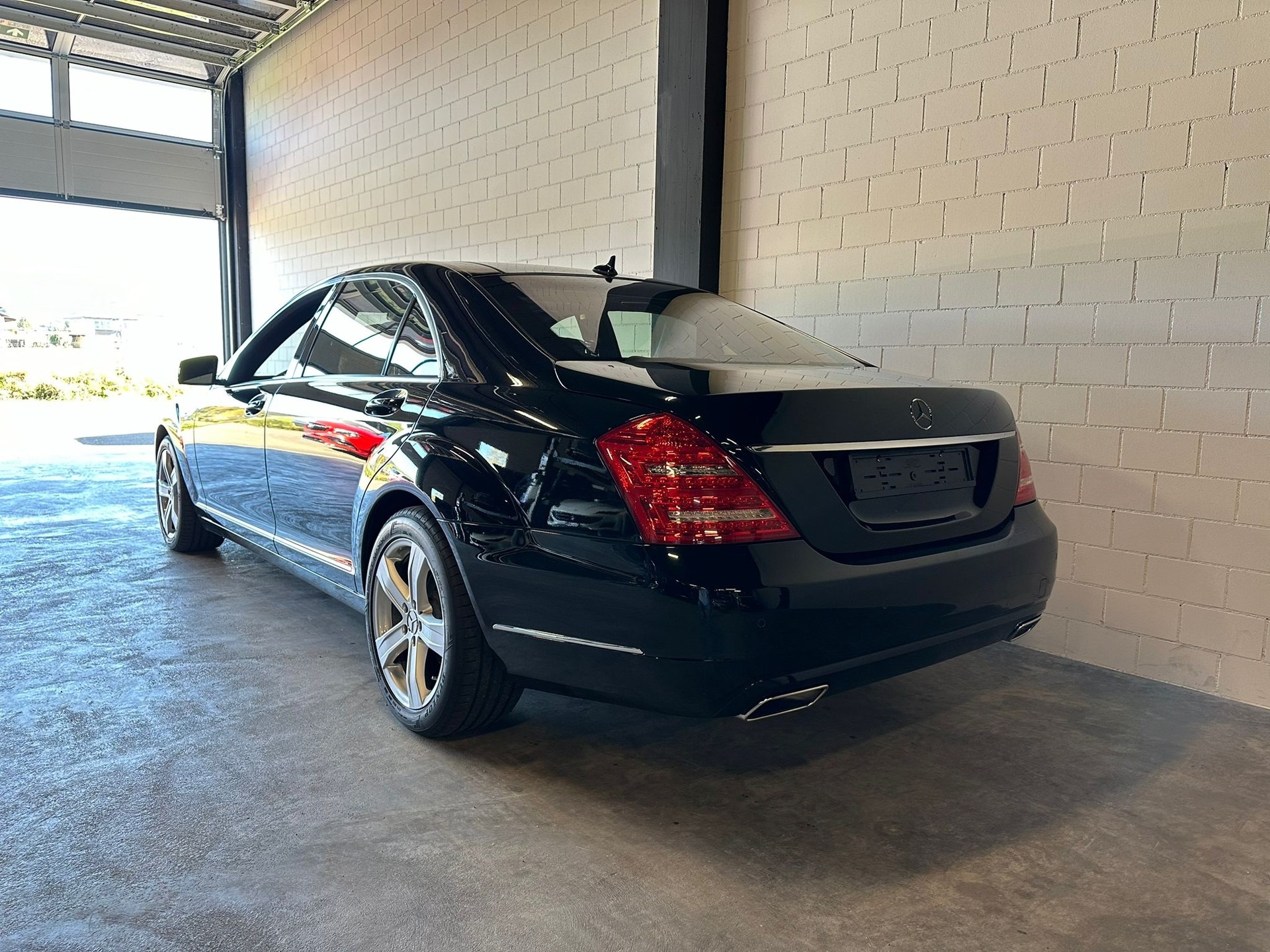 MERCEDES-BENZ S 500 BlueEfficiency SS 4Matic 7G-Tronic-image-2
