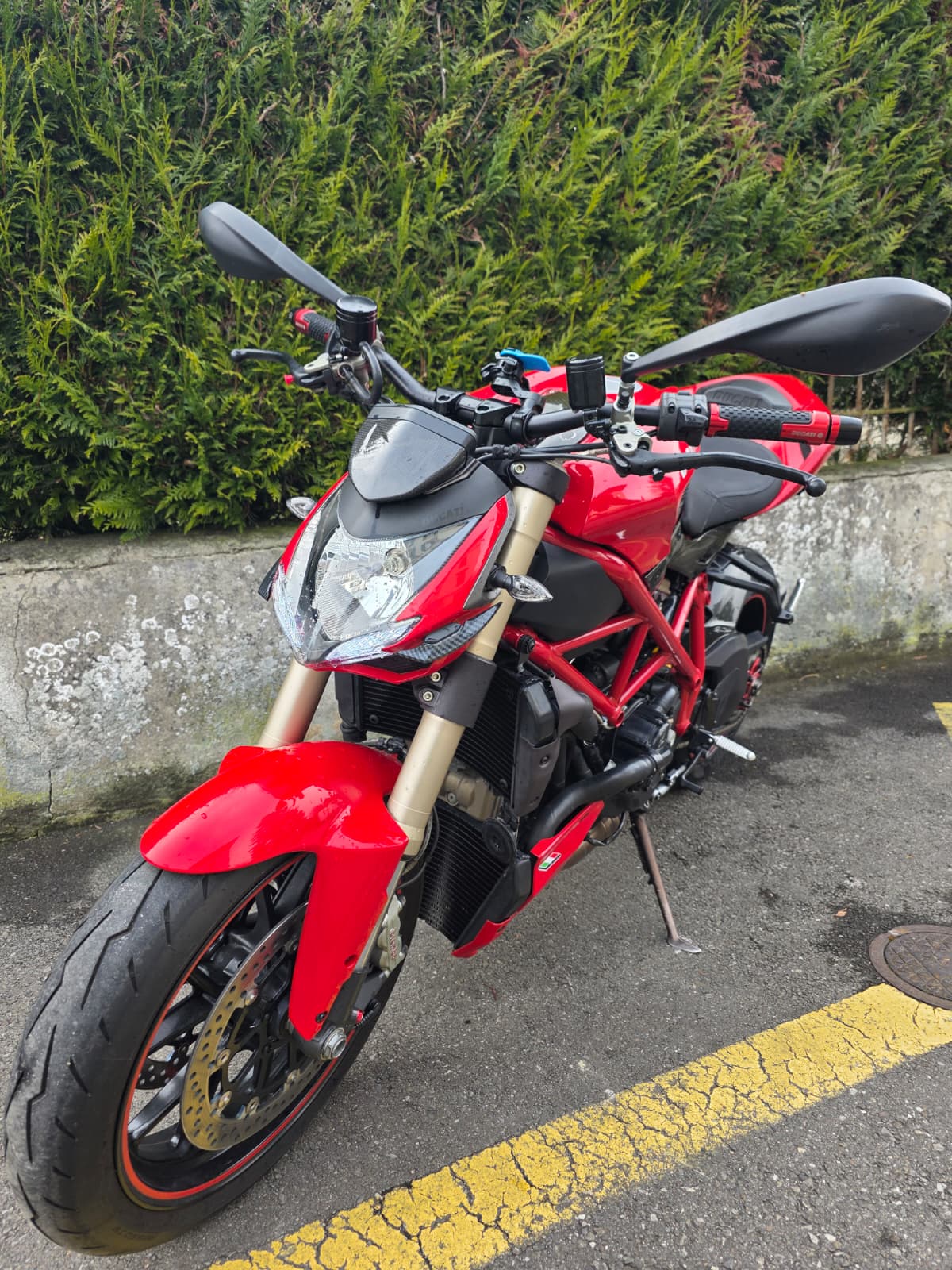 DUCATI Streetfighter 848 (25kW)-showroom-element-2